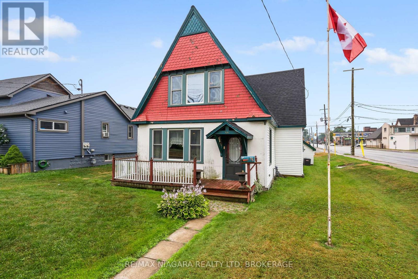 44 Park Street, Port Colborne, Ontario  L3K 3H9 - Photo 4 - X12324955