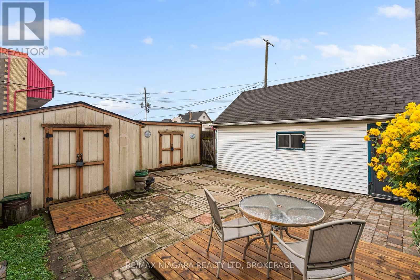 44 Park Street, Port Colborne, Ontario  L3K 3H9 - Photo 5 - X12324955