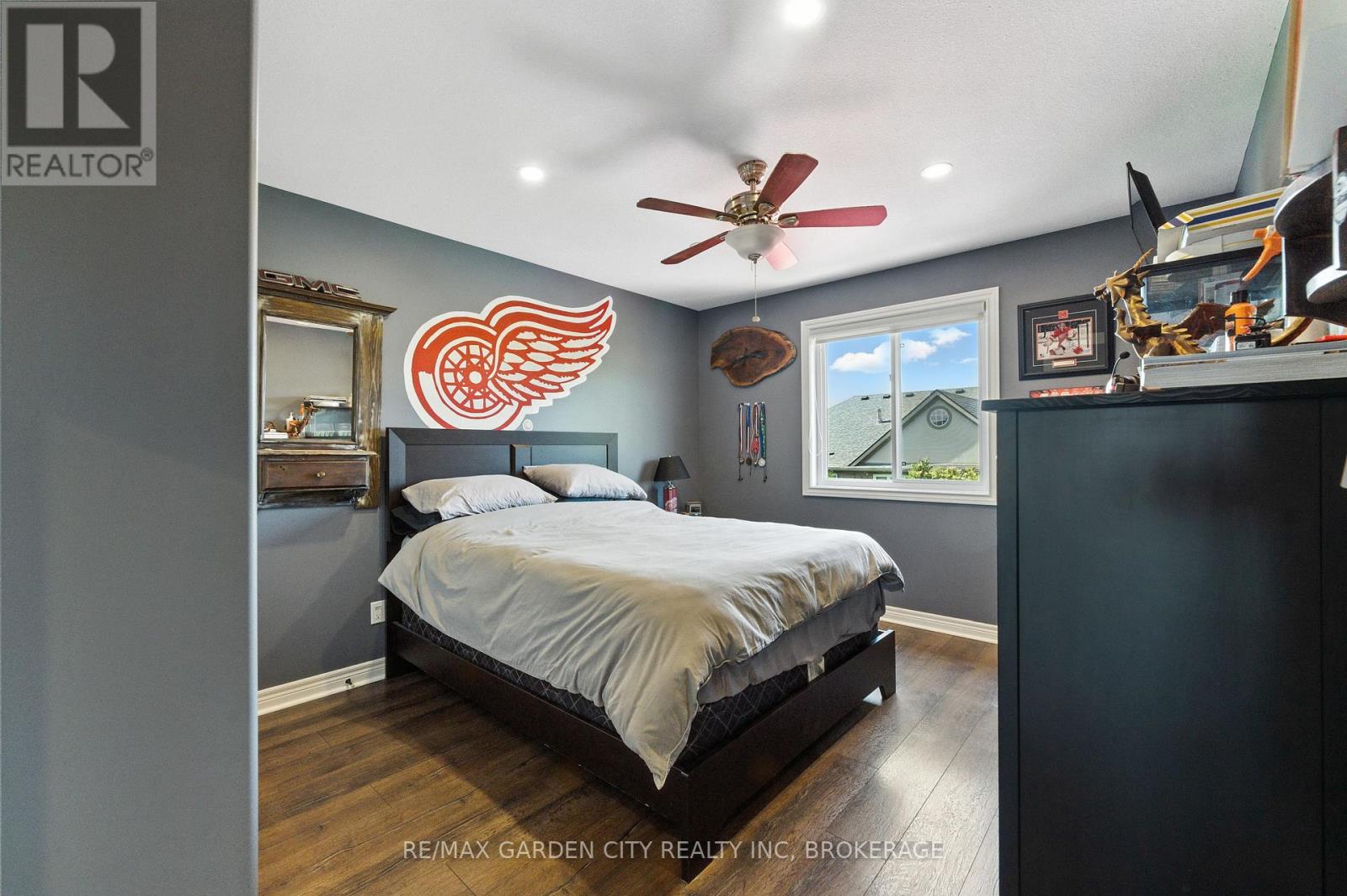 6456 Armelina Crescent, Niagara Falls, Ontario  L2H 0B4 - Photo 17 - X12325150