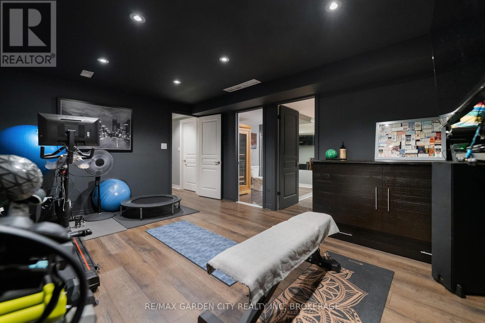 6456 Armelina Crescent, Niagara Falls, Ontario  L2H 0B4 - Photo 26 - X12325150