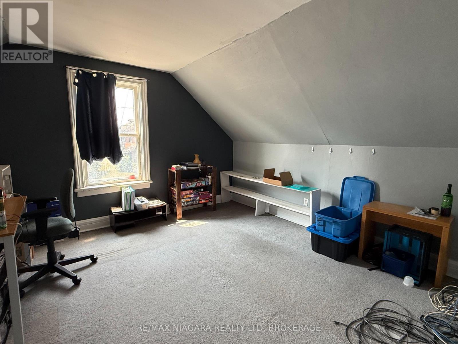 35 Forsythe Street, Fort Erie, Ontario  L2A 1X1 - Photo 13 - X12326566