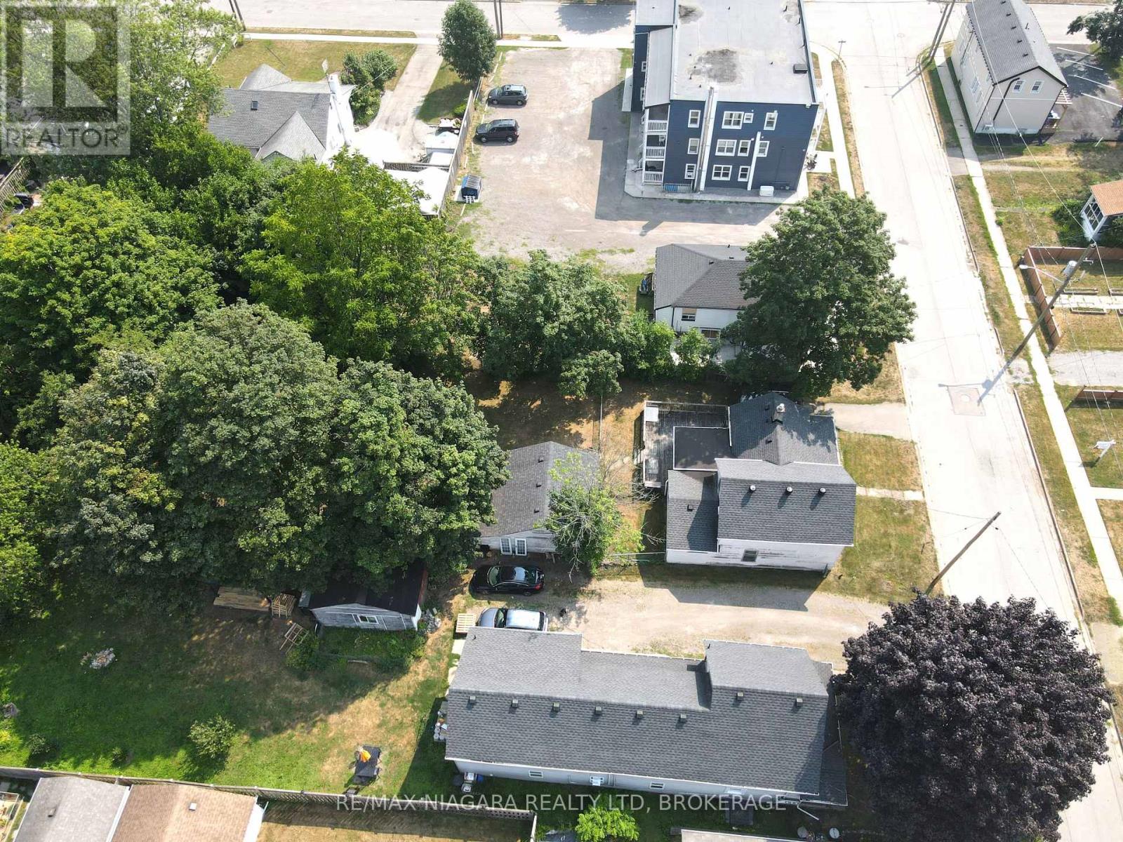 35 Forsythe Street, Fort Erie, Ontario  L2A 1X1 - Photo 21 - X12326566