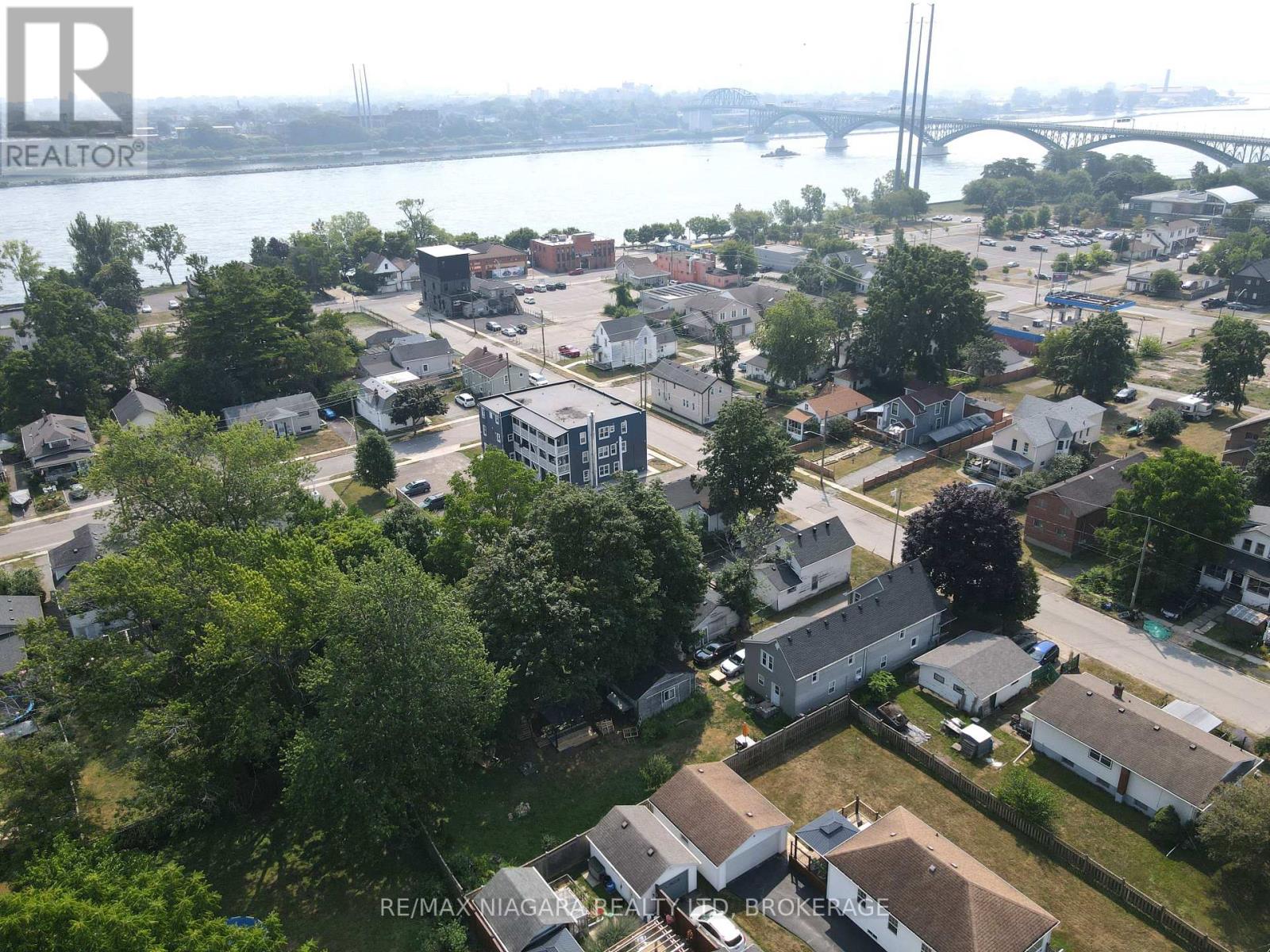 35 Forsythe Street, Fort Erie, Ontario  L2A 1X1 - Photo 23 - X12326566