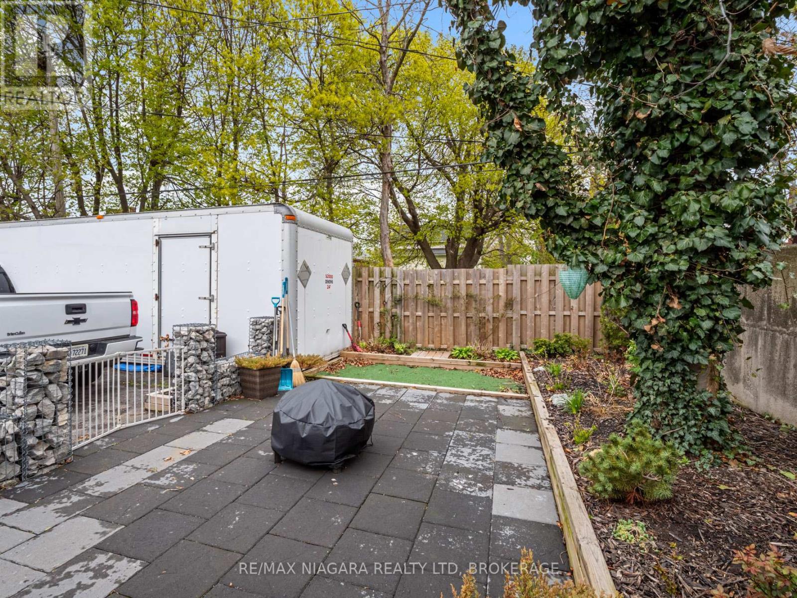 240 Jarvis Street, Fort Erie, Ontario  L2A 5N2 - Photo 32 - X12326571