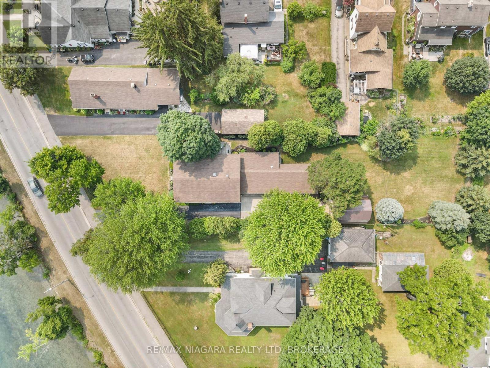 735 Niagara Boulevard, Fort Erie, Ontario  L2A 3J2 - Photo 37 - X12327210