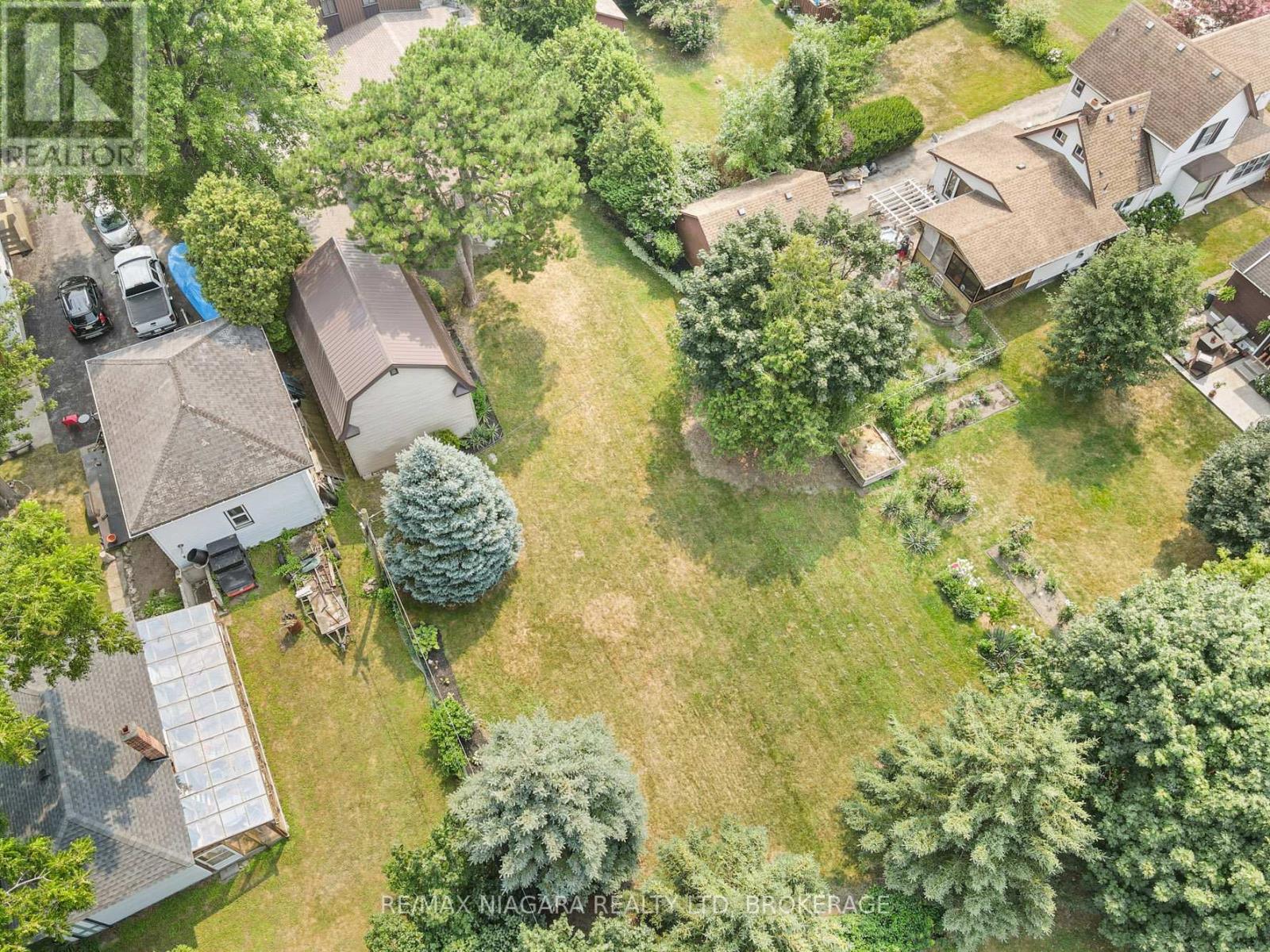 735 Niagara Boulevard, Fort Erie, Ontario  L2A 3J2 - Photo 38 - X12327210