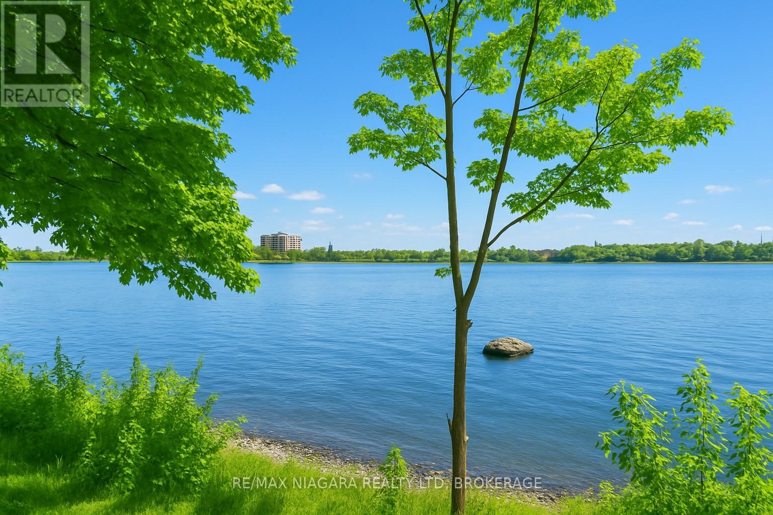 735 Niagara Boulevard, Fort Erie, Ontario  L2A 3J2 - Photo 40 - X12327210