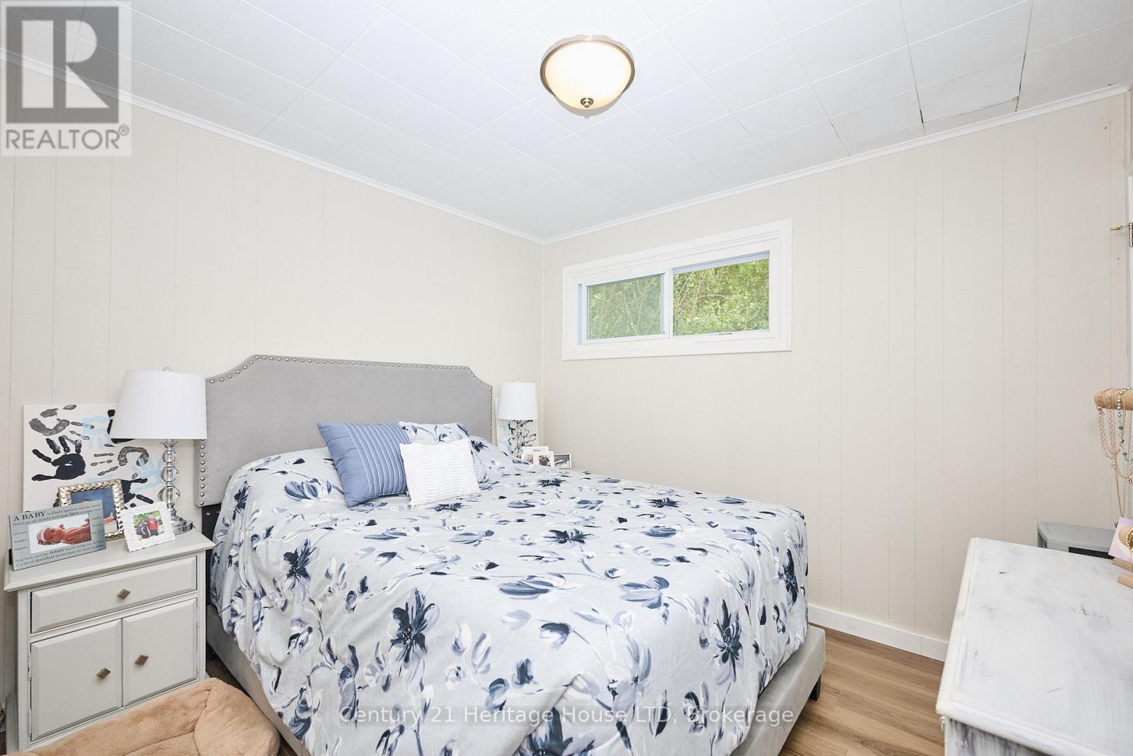 349 Bassett Avenue, Fort Erie, Ontario  L2A 4K8 - Photo 10 - X12328779