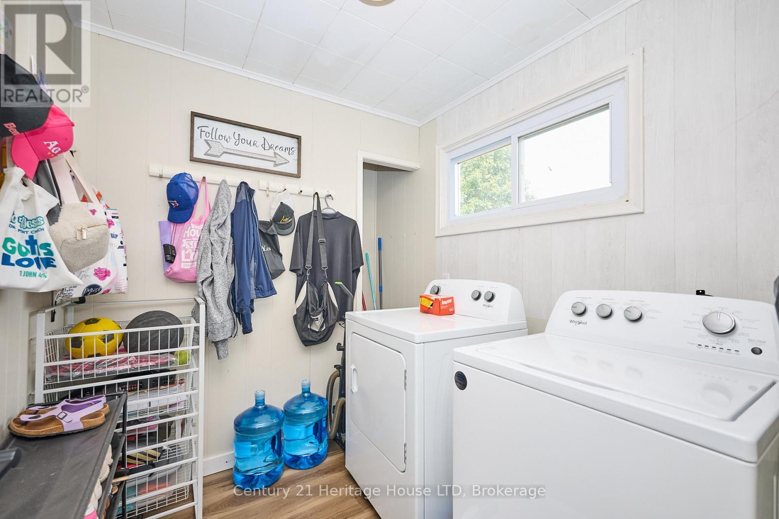 349 Bassett Avenue, Fort Erie, Ontario  L2A 4K8 - Photo 12 - X12328779