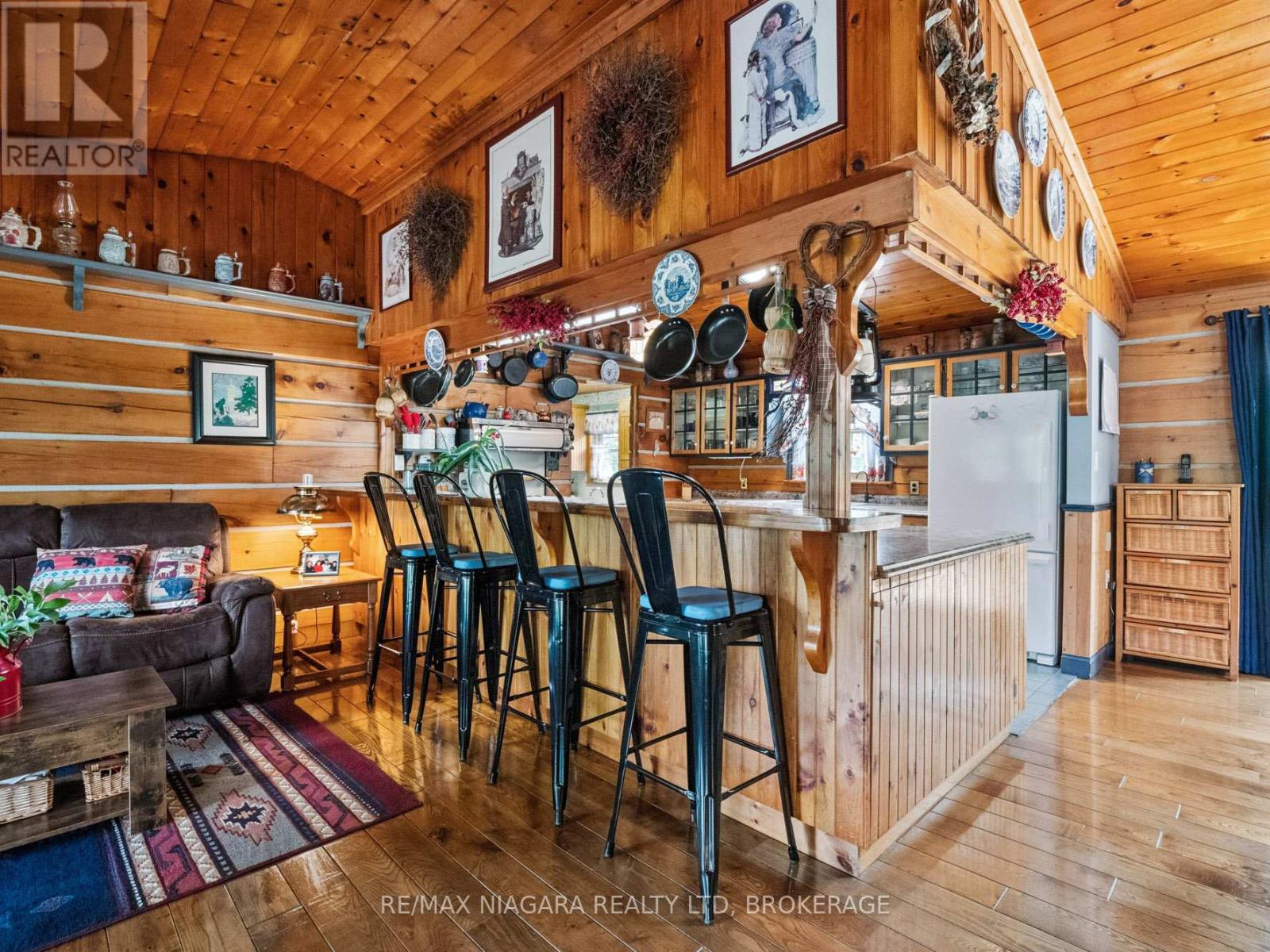 15 Keefer Drive, Welland, Ontario  L3B 5N7 - Photo 12 - X12328854