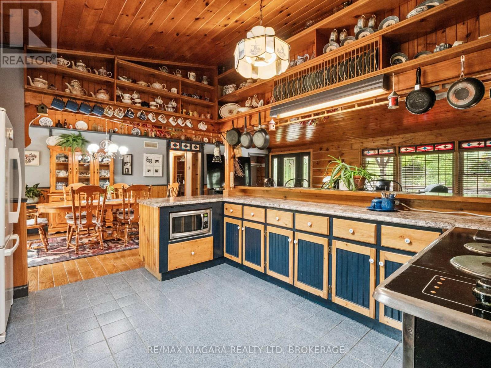 15 Keefer Drive, Welland, Ontario  L3B 5N7 - Photo 16 - X12328854