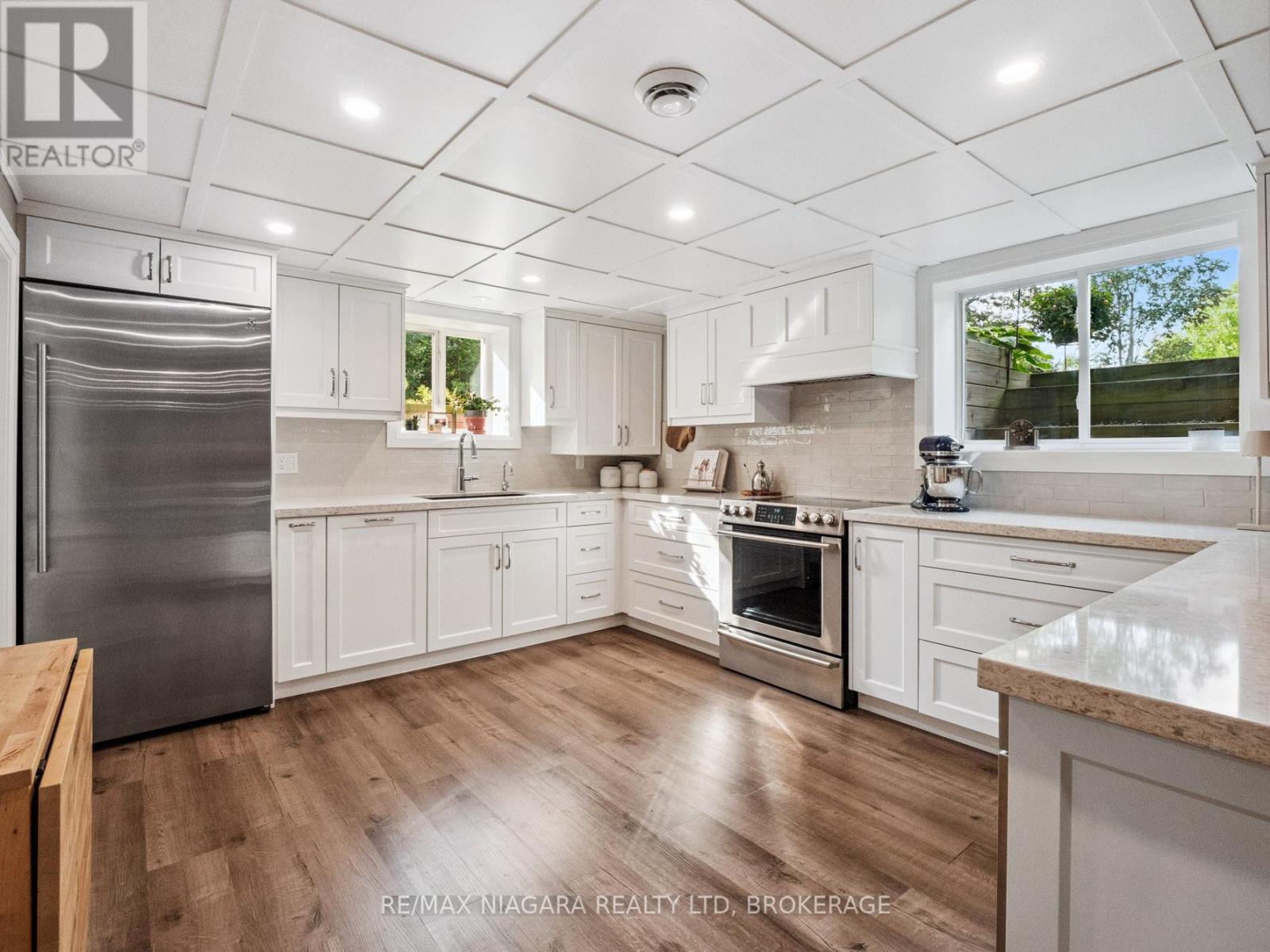 15 Keefer Drive, Welland, Ontario  L3B 5N7 - Photo 27 - X12328854