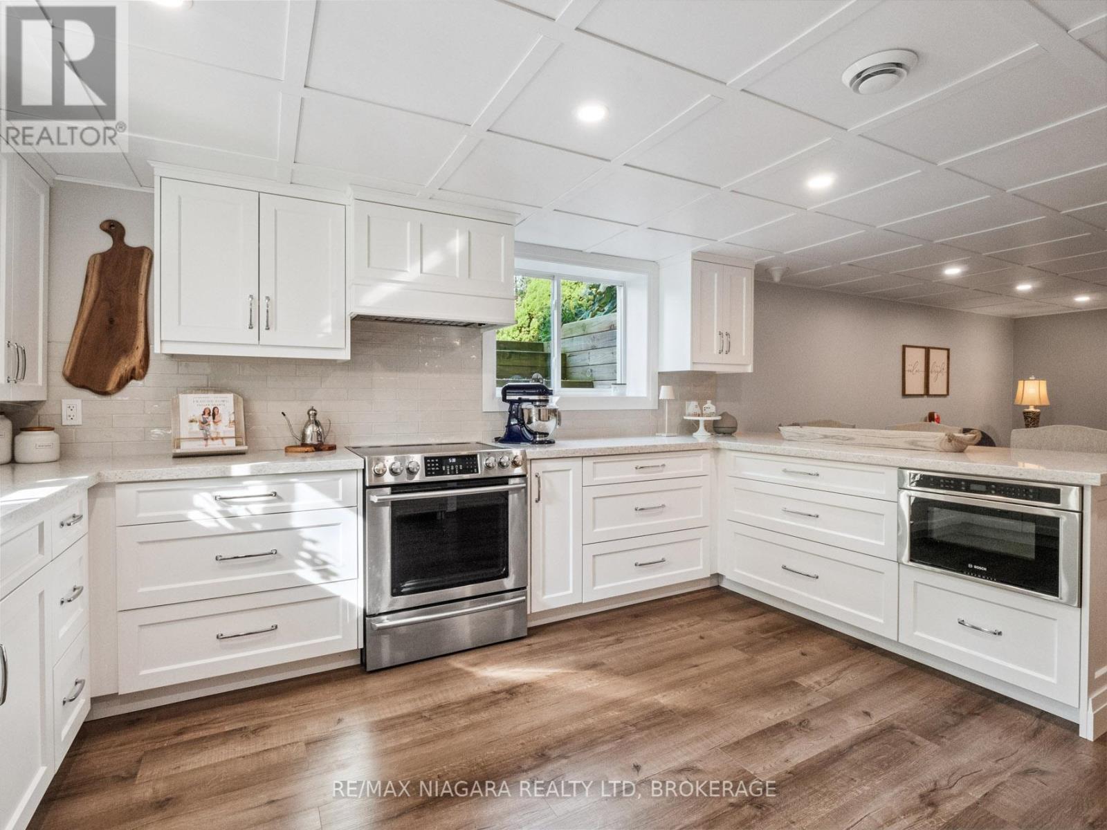 15 Keefer Drive, Welland, Ontario  L3B 5N7 - Photo 28 - X12328854