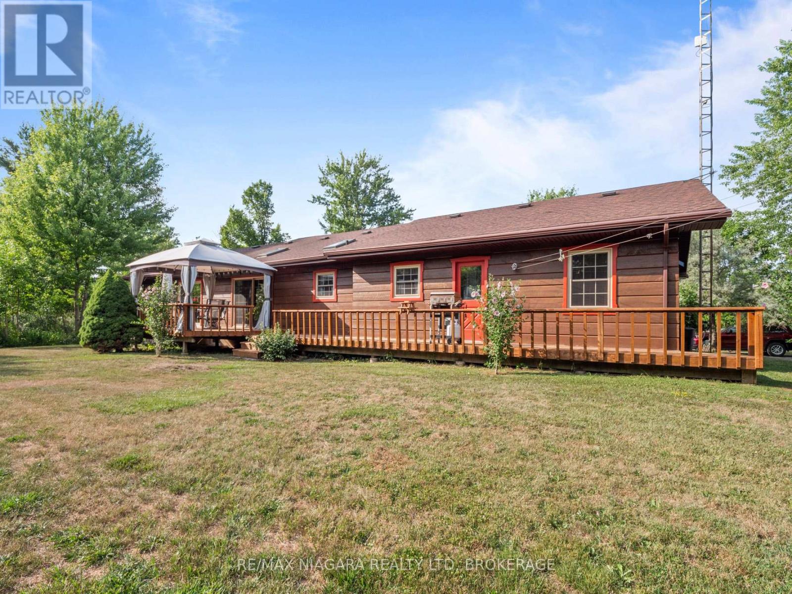 15 Keefer Drive, Welland, Ontario  L3B 5N7 - Photo 36 - X12328854