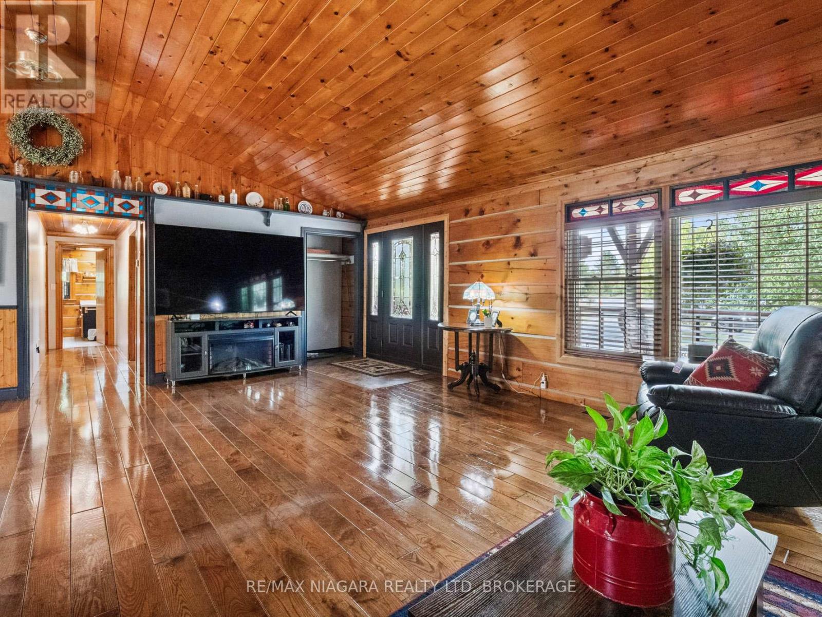 15 Keefer Drive, Welland, Ontario  L3B 5N7 - Photo 7 - X12328854