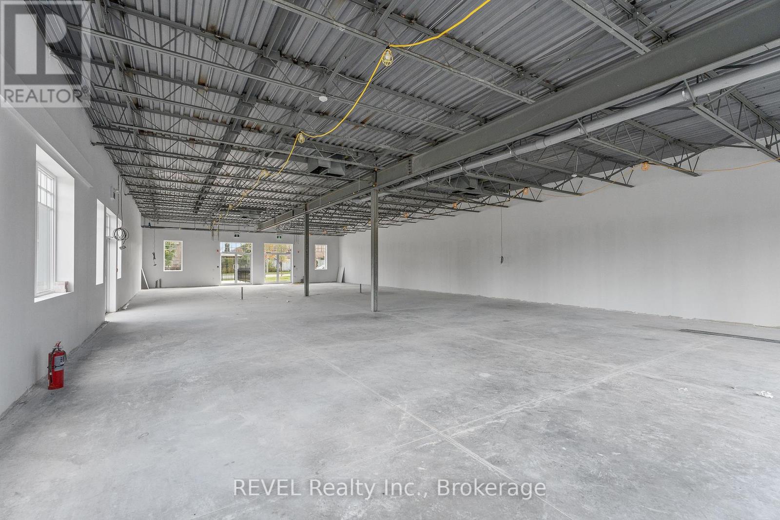 2 - 412 Four Mile Creek Road, Niagara-On-The-Lake, Ontario  L0S 1J0 - Photo 6 - X12329961