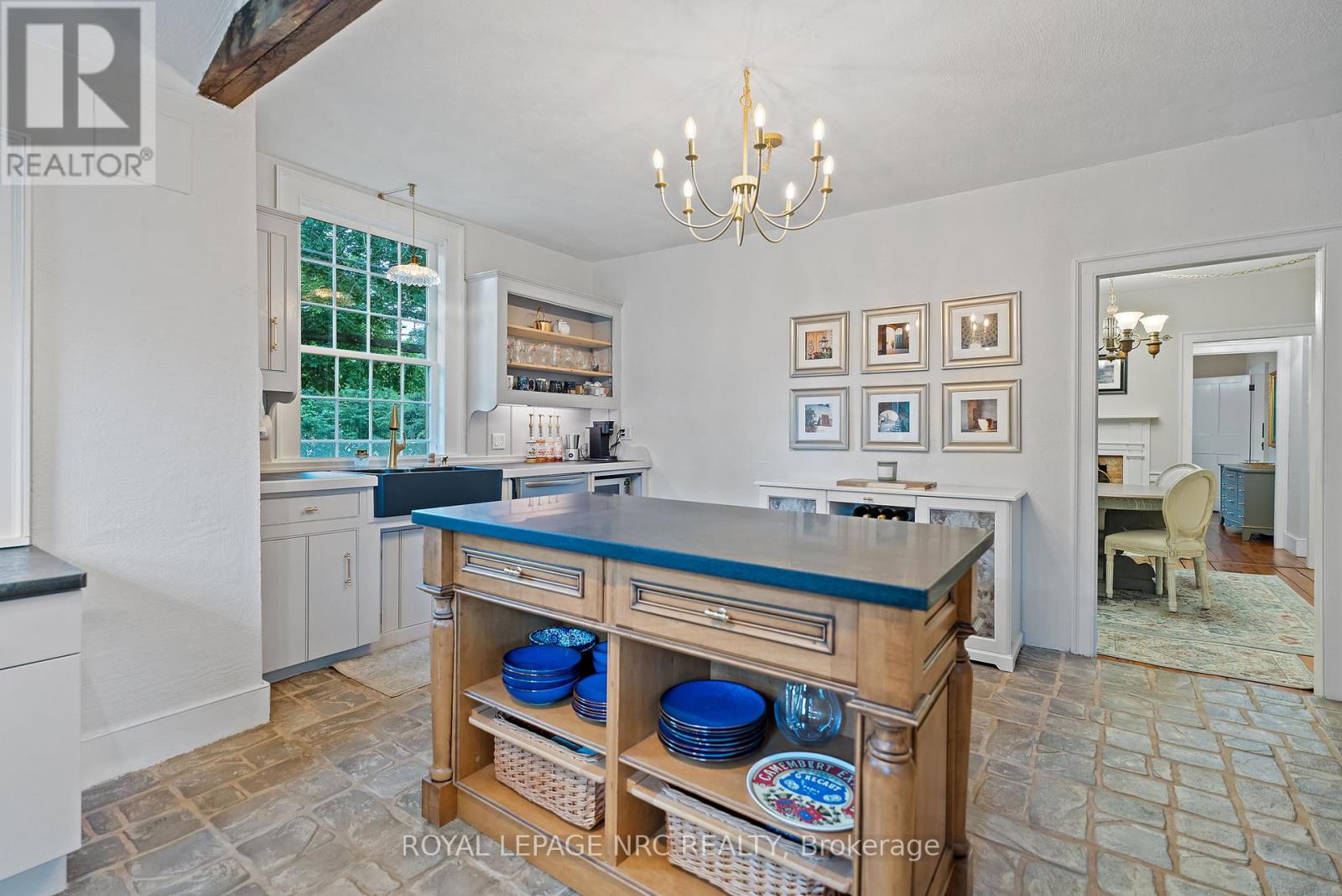 307 Mississagua Street, Niagara-On-The-Lake, Ontario  L0S 1J0 - Photo 8 - X12330594