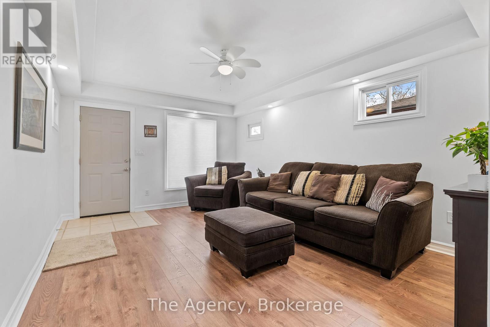 135 St George Street, Welland, Ontario  L3C 5N7 - Photo 18 - X12332518