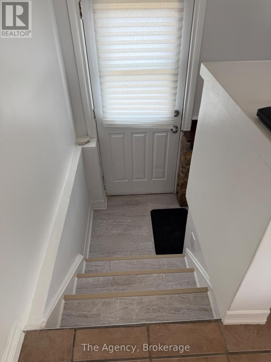 135 St George Street, Welland, Ontario  L3C 5N7 - Photo 22 - X12332518