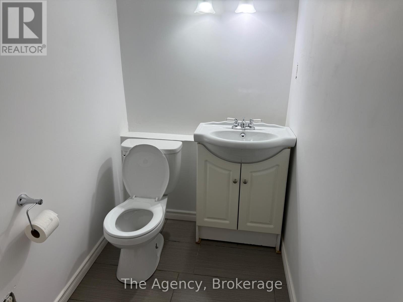 135 St George Street, Welland, Ontario  L3C 5N7 - Photo 24 - X12332518