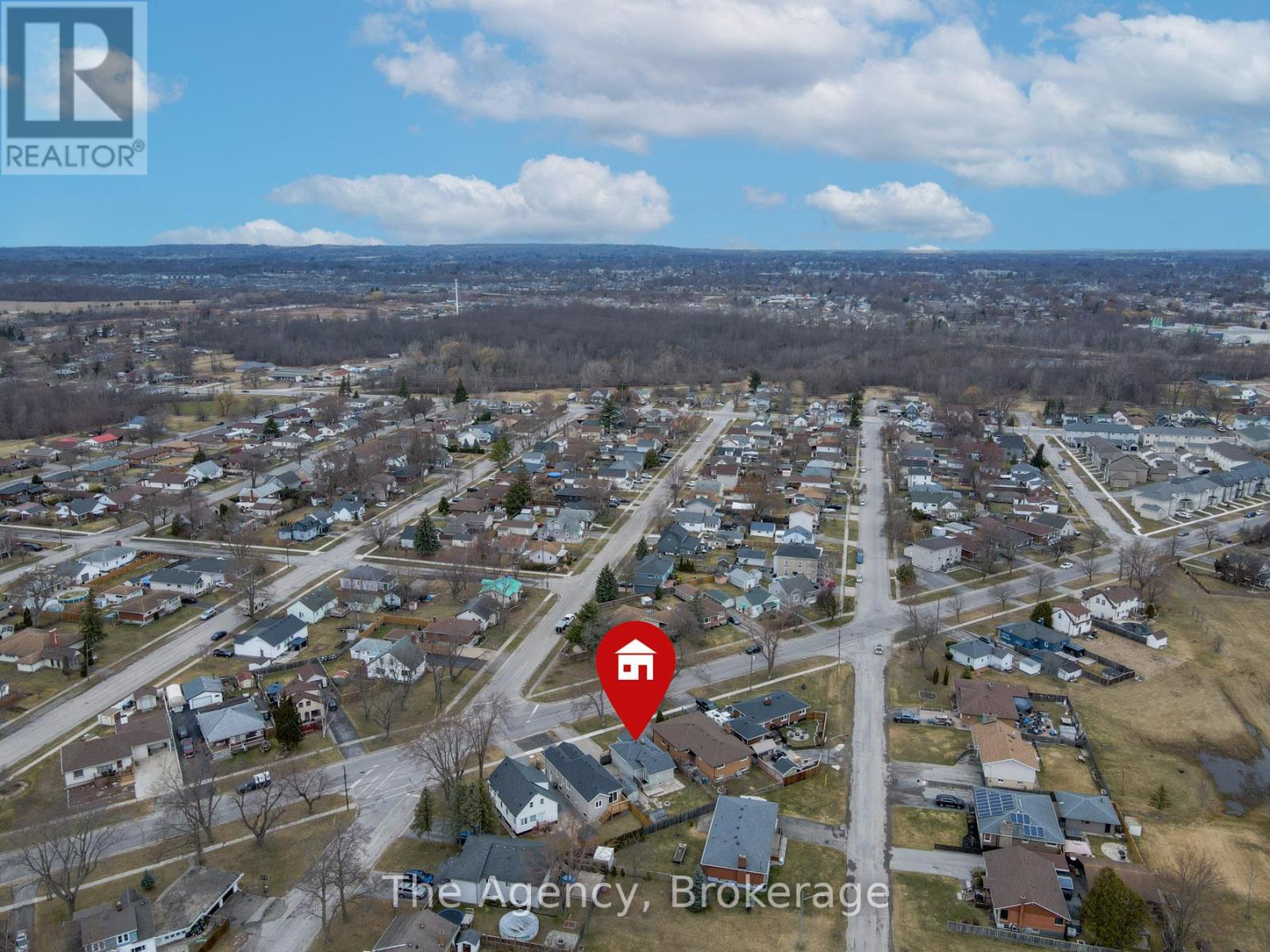 135 St George Street, Welland, Ontario  L3C 5N7 - Photo 25 - X12332518