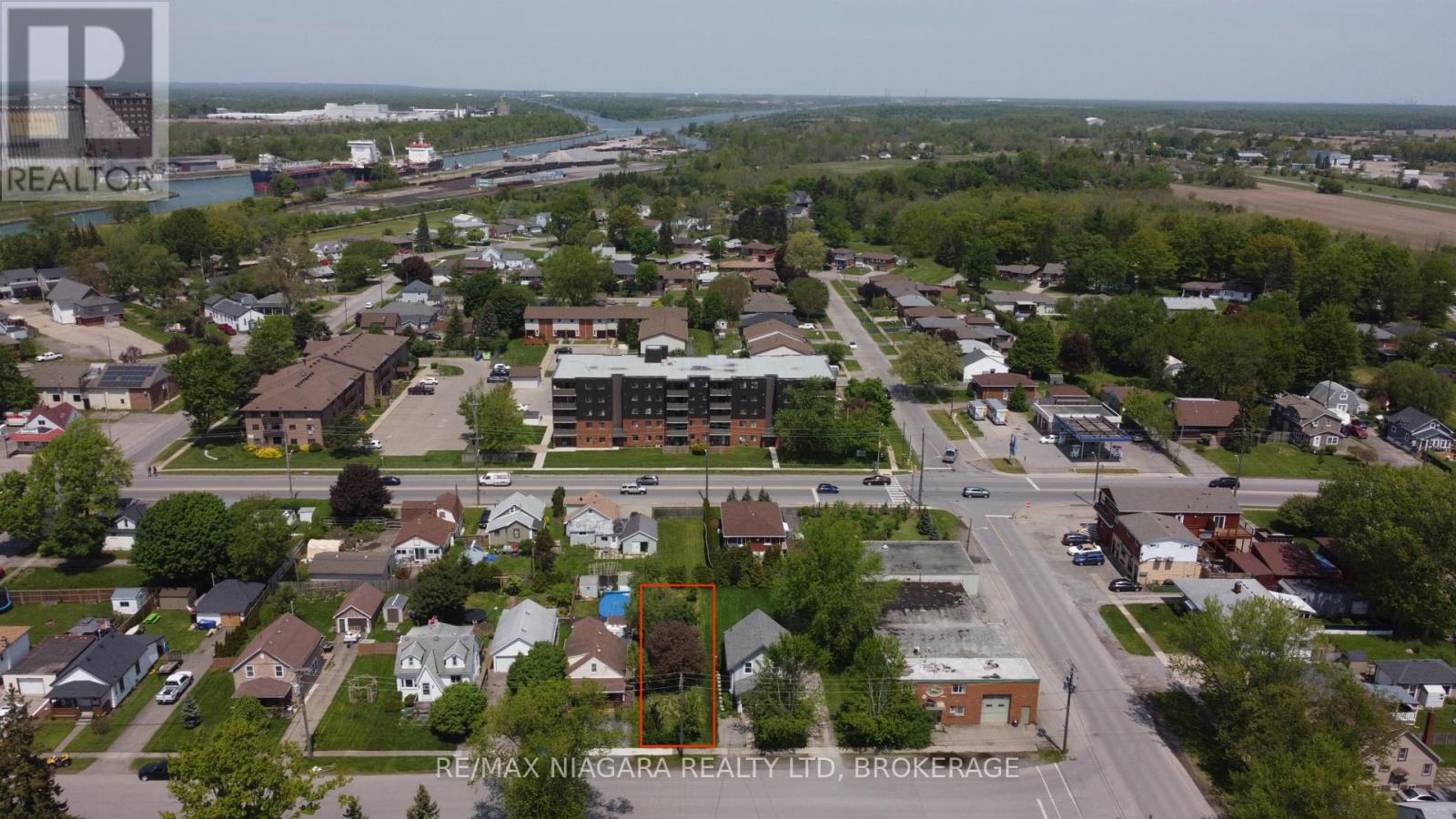 106 Chestnut Street, Port Colborne, Ontario  L3K 1R6 - Photo 2 - X12336787