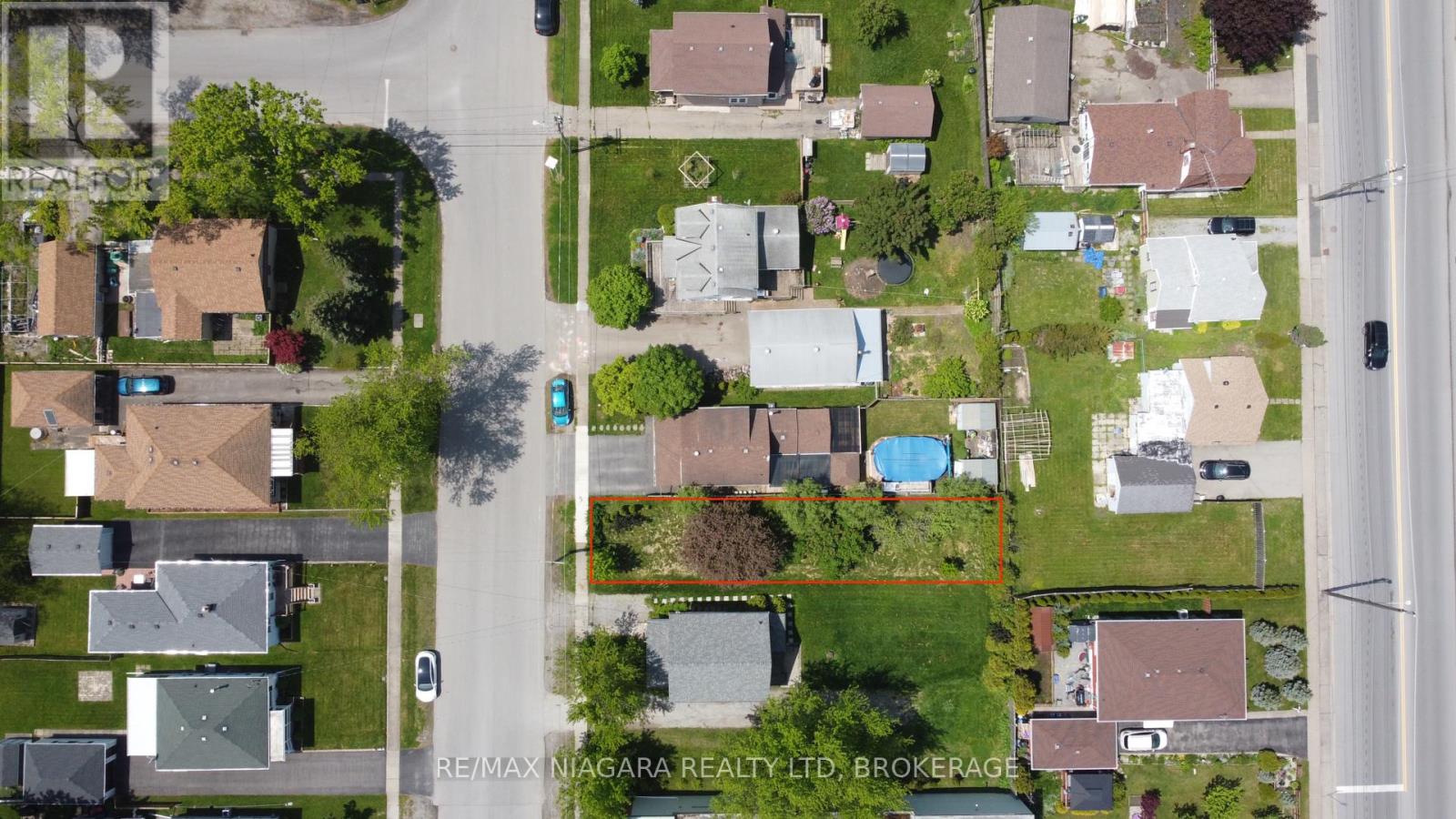 106 Chestnut Street, Port Colborne, Ontario  L3K 1R6 - Photo 3 - X12336787