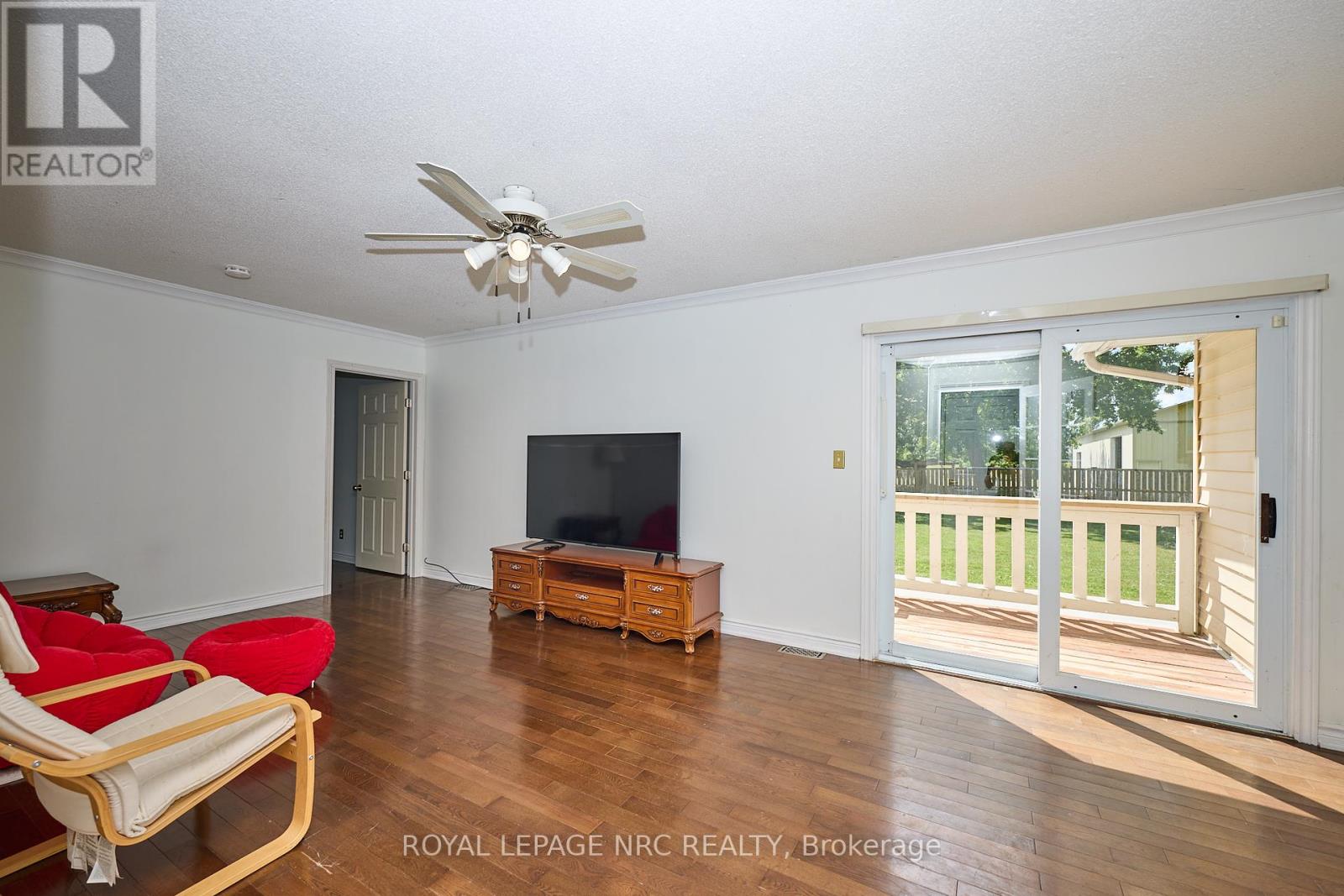 4040 Lakeshore Road, Lincoln, Ontario  L0R 1B0 - Photo 14 - X12338829