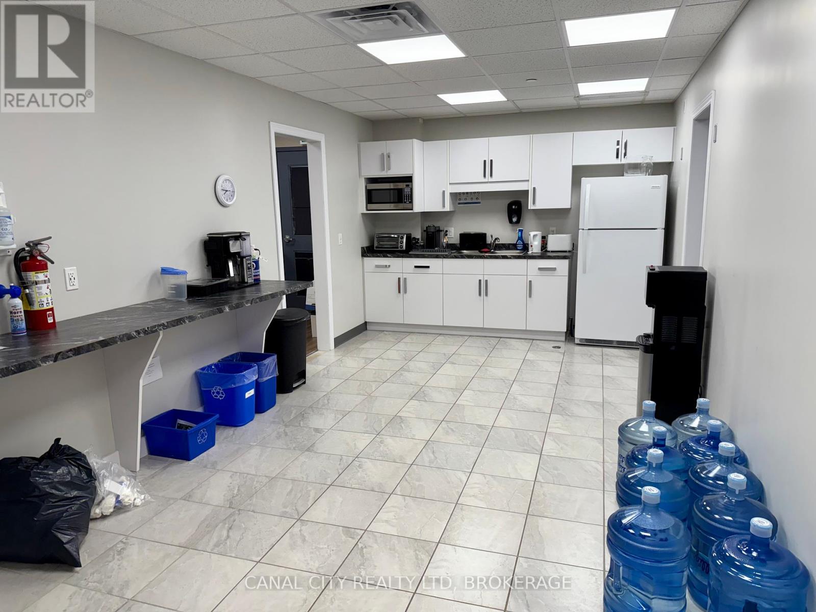 105 - 10 Albert Street E, Thorold, Ontario  L2V 2E9 - Photo 12 - X12340019