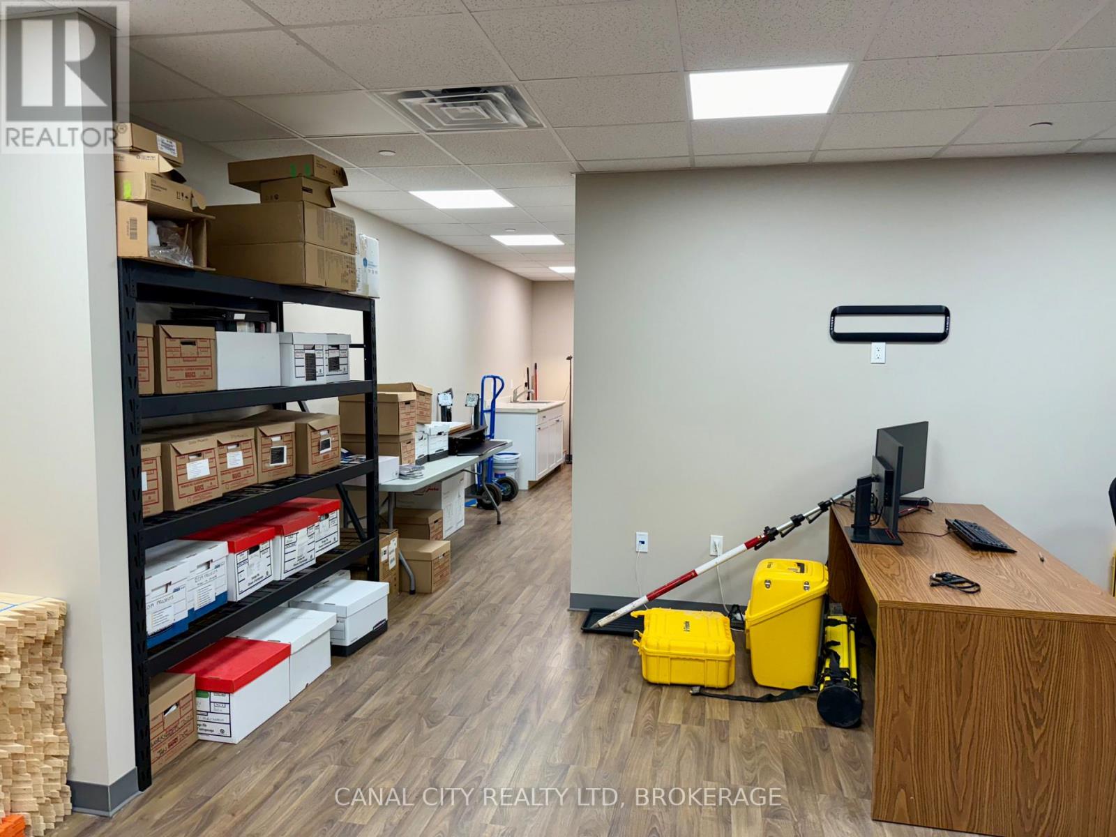 104 - 10 Albert Street E, Thorold, Ontario  L2V 2E9 - Photo 6 - X12340067