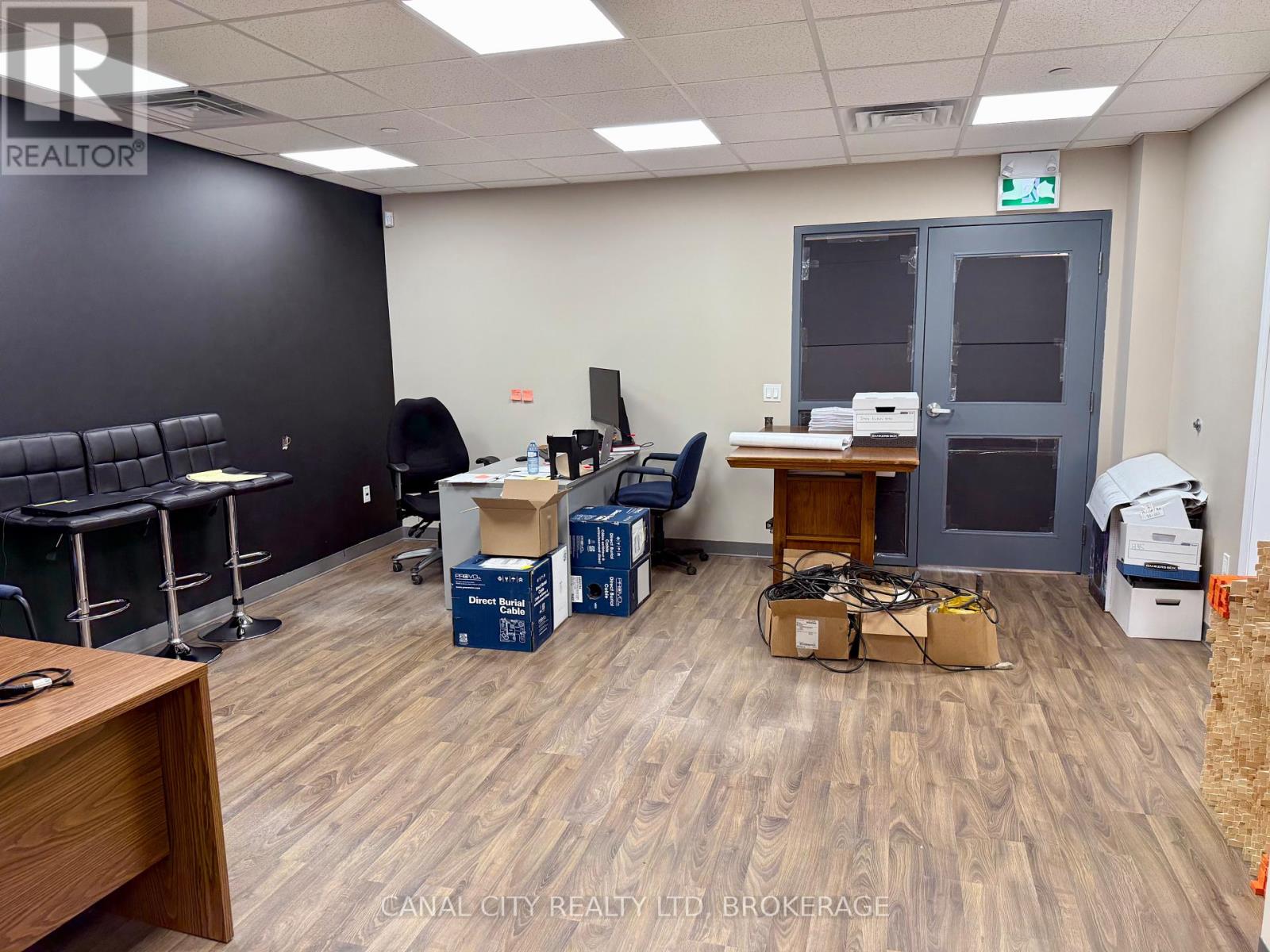 104 - 10 Albert Street E, Thorold, Ontario  L2V 2E9 - Photo 9 - X12340067