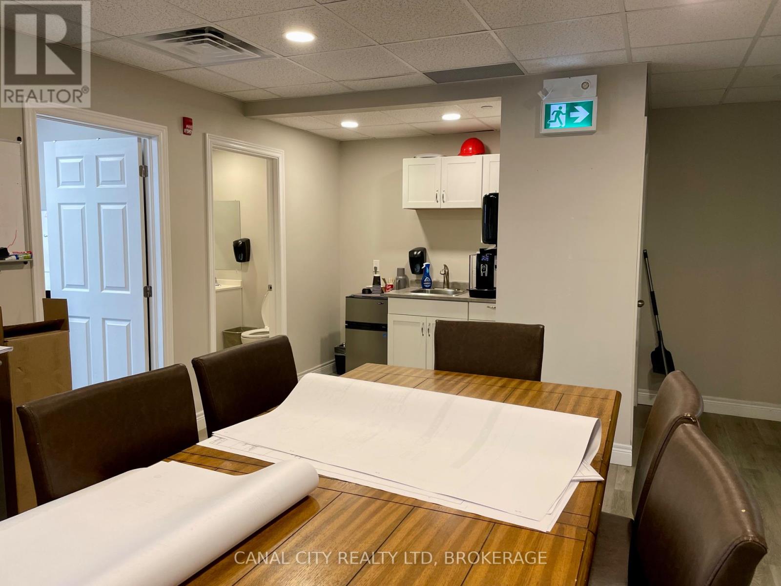 106 - 10 Albert Street E, Thorold, Ontario  L2V 2E9 - Photo 10 - X12340127