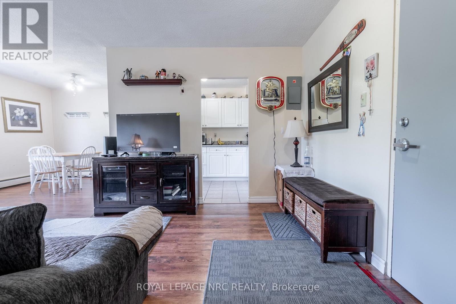 316 - 242 Oakdale Avenue, St. Catharines, Ontario  L2P 3K5 - Photo 12 - X12340871