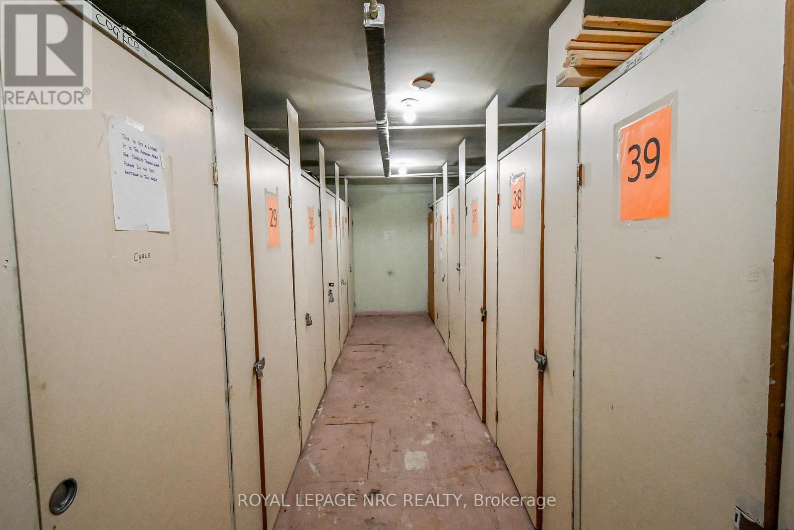 316 - 242 Oakdale Avenue, St. Catharines, Ontario  L2P 3K5 - Photo 20 - X12340871