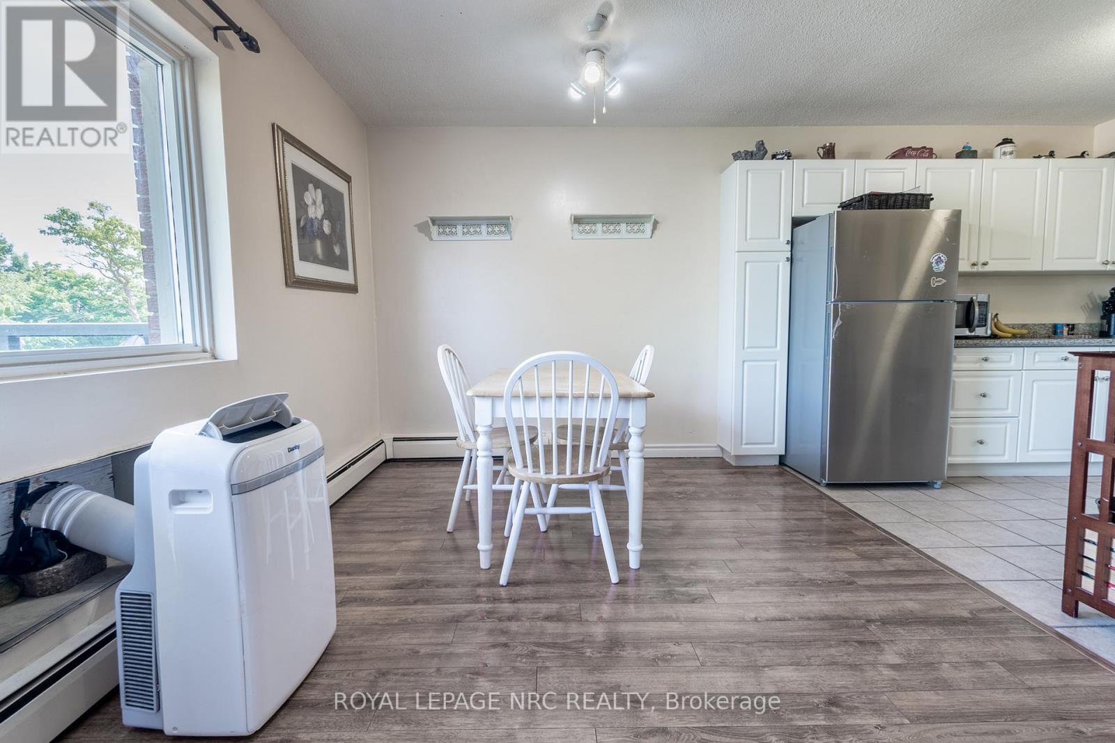 316 - 242 Oakdale Avenue, St. Catharines, Ontario  L2P 3K5 - Photo 7 - X12340871