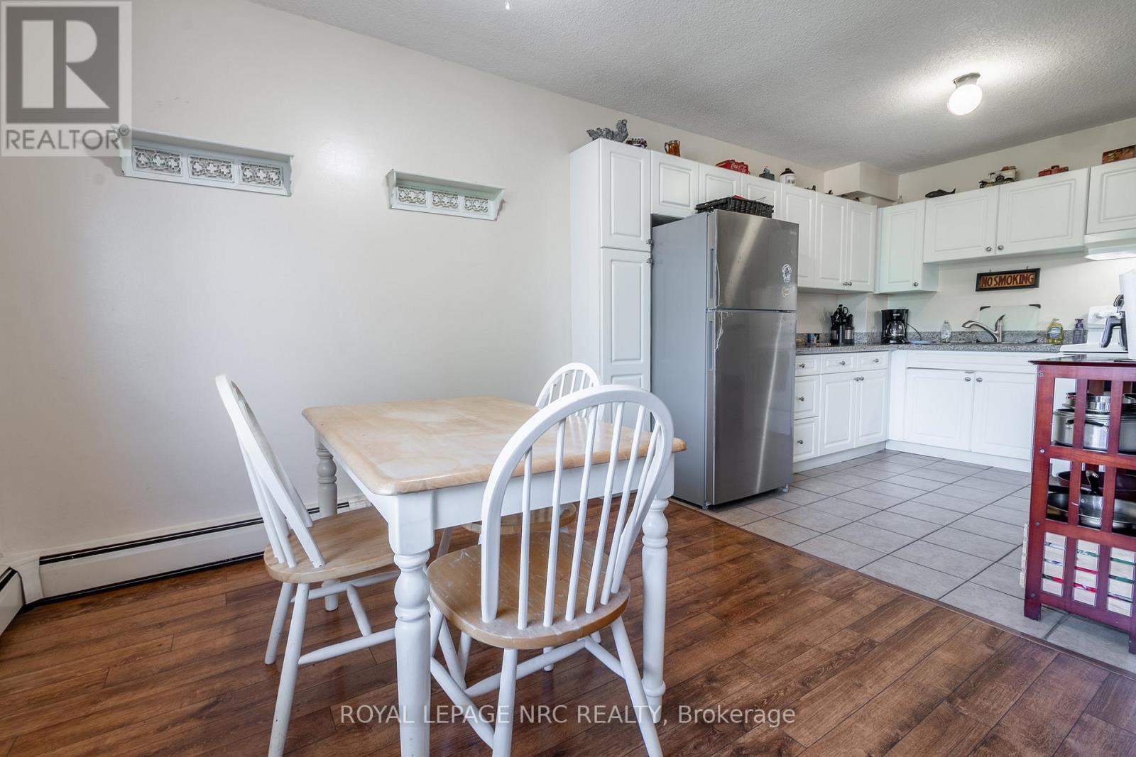 316 - 242 Oakdale Avenue, St. Catharines, Ontario  L2P 3K5 - Photo 9 - X12340871