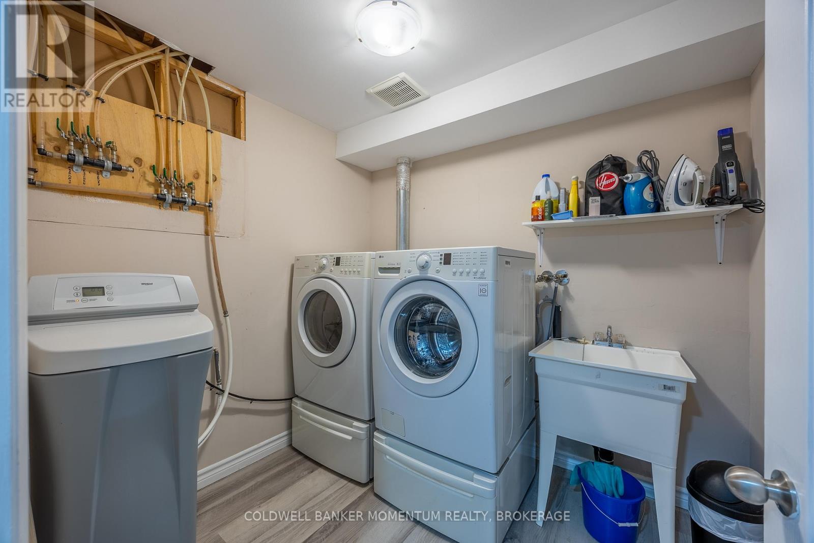 68 North Main Street, Norfolk, Ontario  N3Y 2M3 - Photo 23 - X12347312