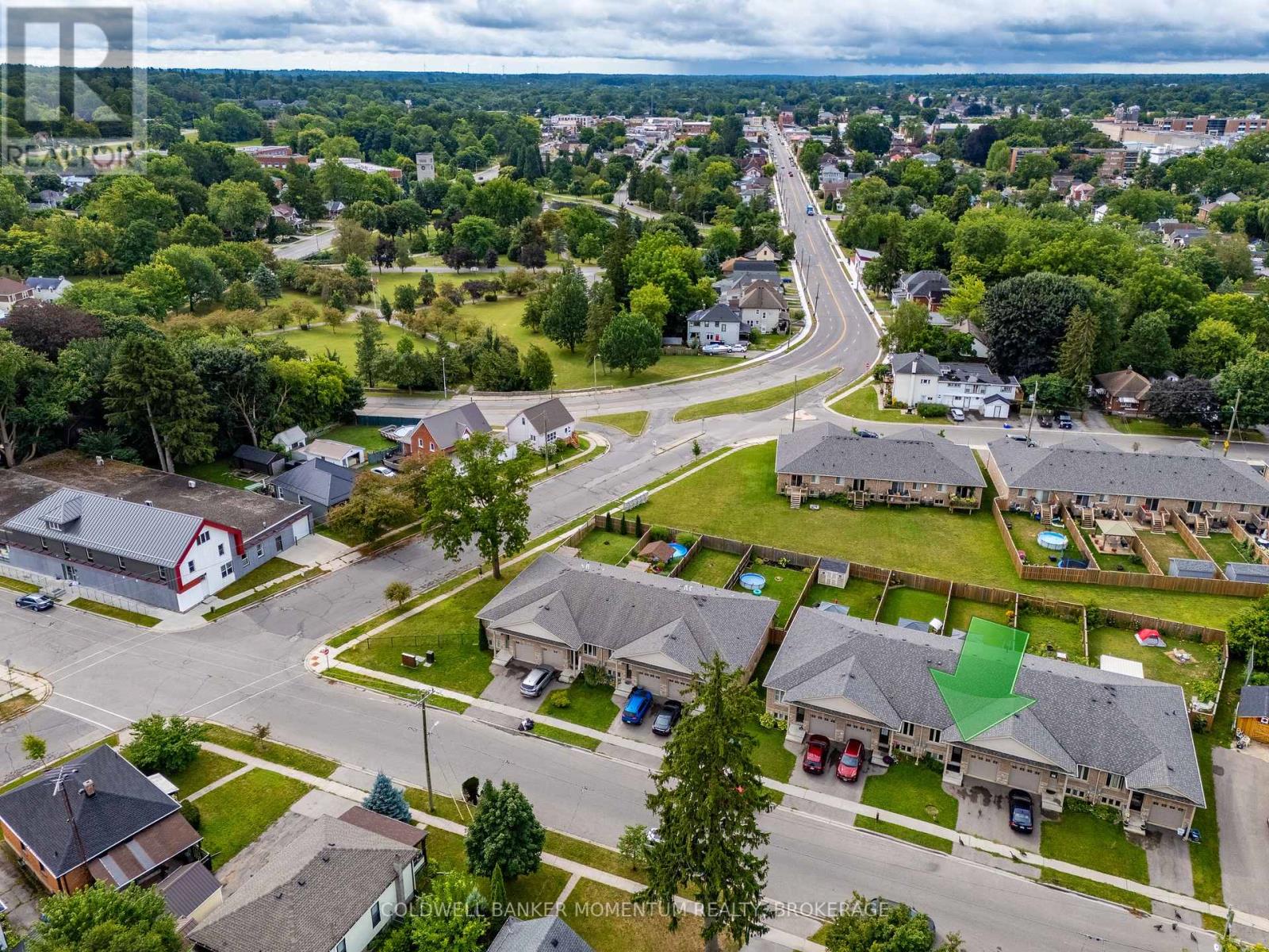 68 North Main Street, Norfolk, Ontario  N3Y 2M3 - Photo 4 - X12347312