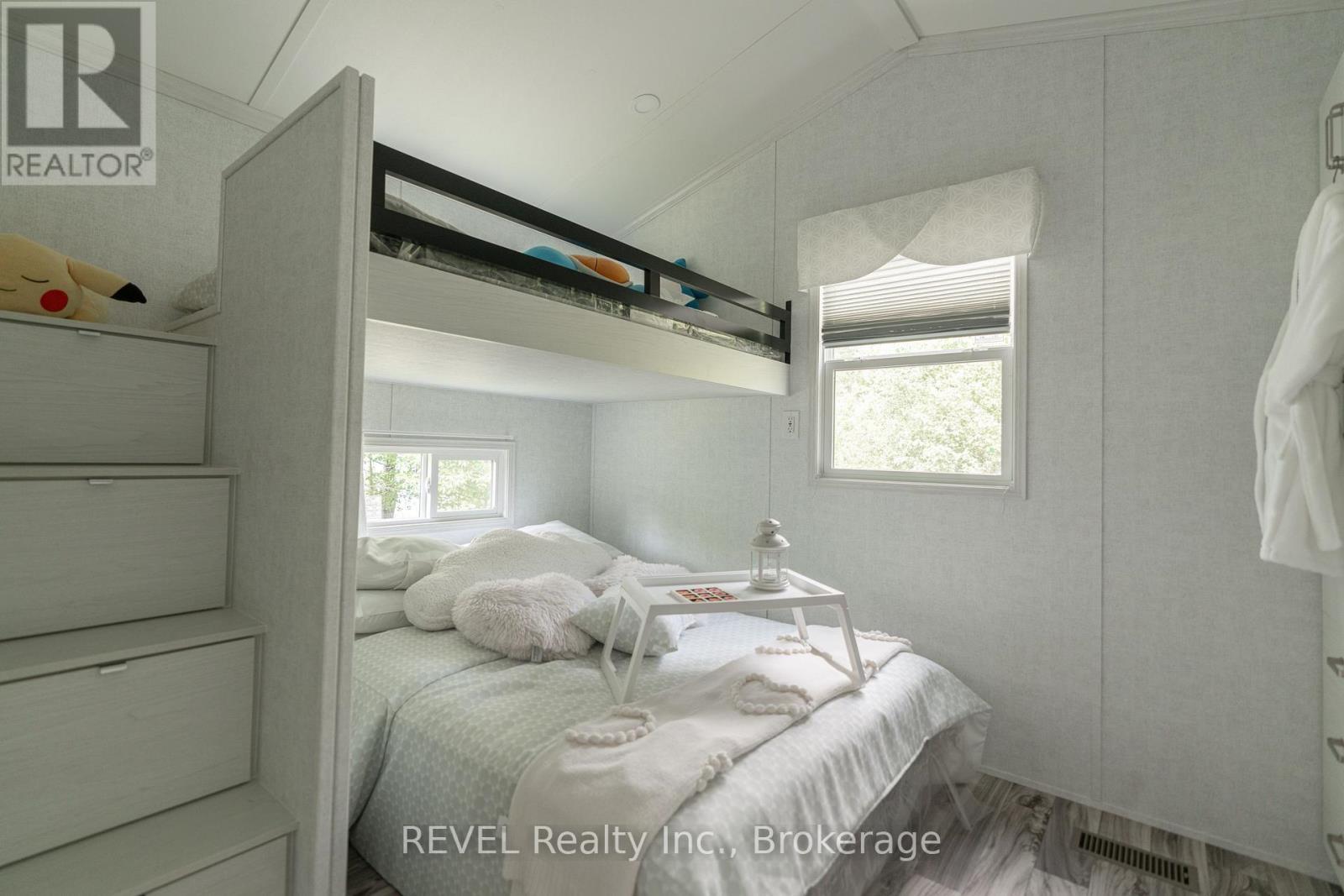 Rl88 - 105 Blue Lake Road, Seguin, Ontario  P2A 2W8 - Photo 18 - X12347399