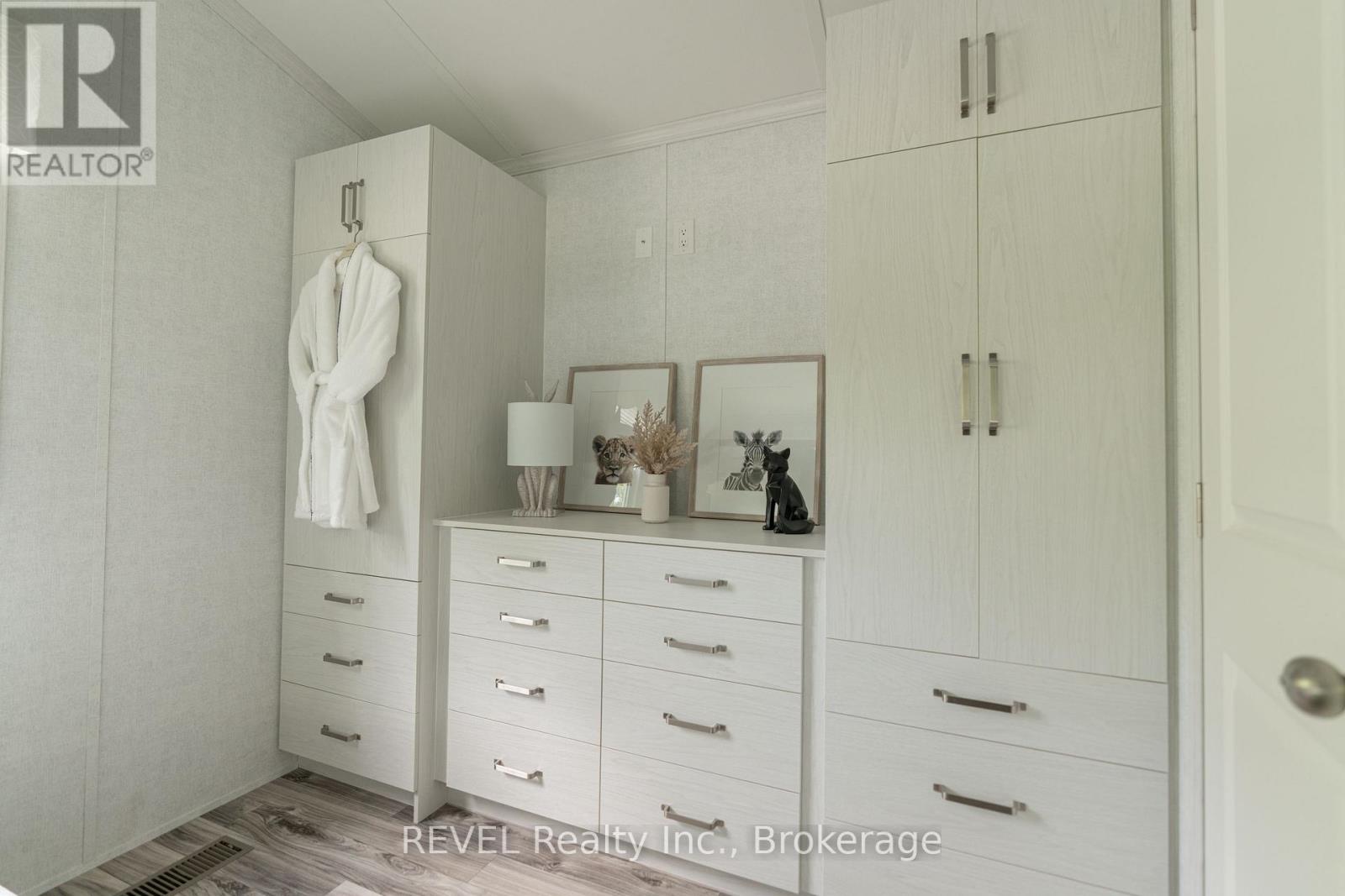 Rl88 - 105 Blue Lake Road, Seguin, Ontario  P2A 2W8 - Photo 19 - X12347399