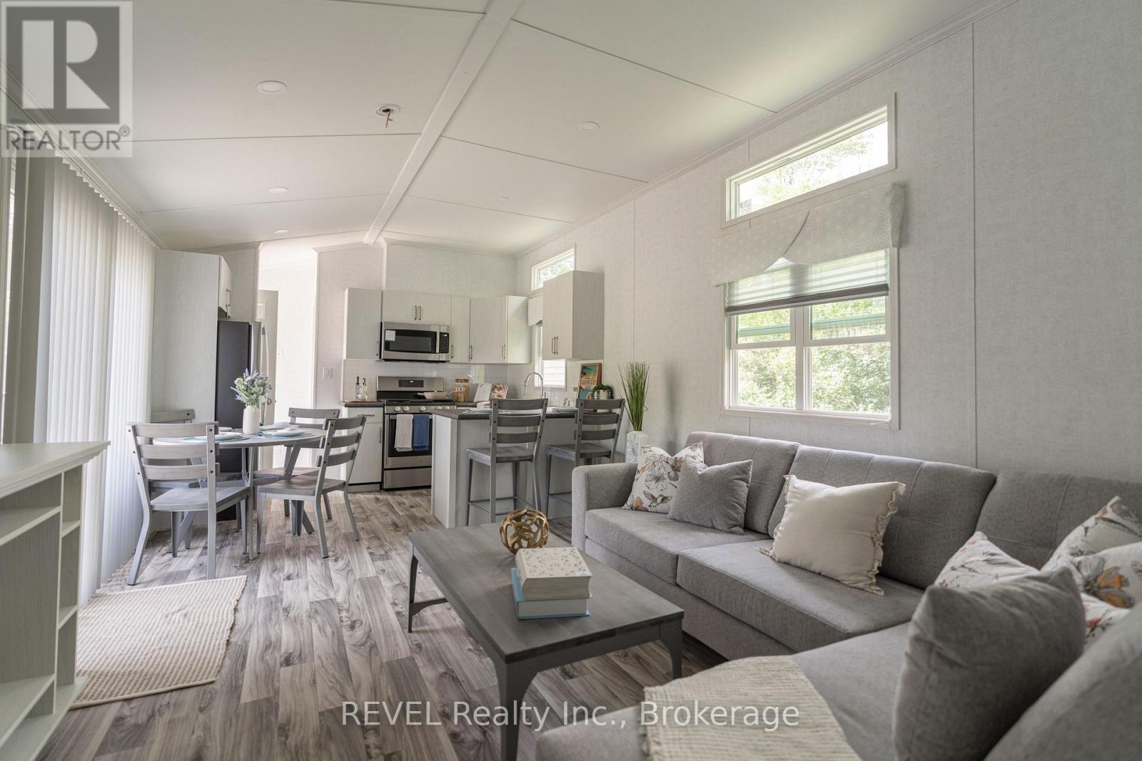 Rl88 - 105 Blue Lake Road, Seguin, Ontario  P2A 2W8 - Photo 20 - X12347399