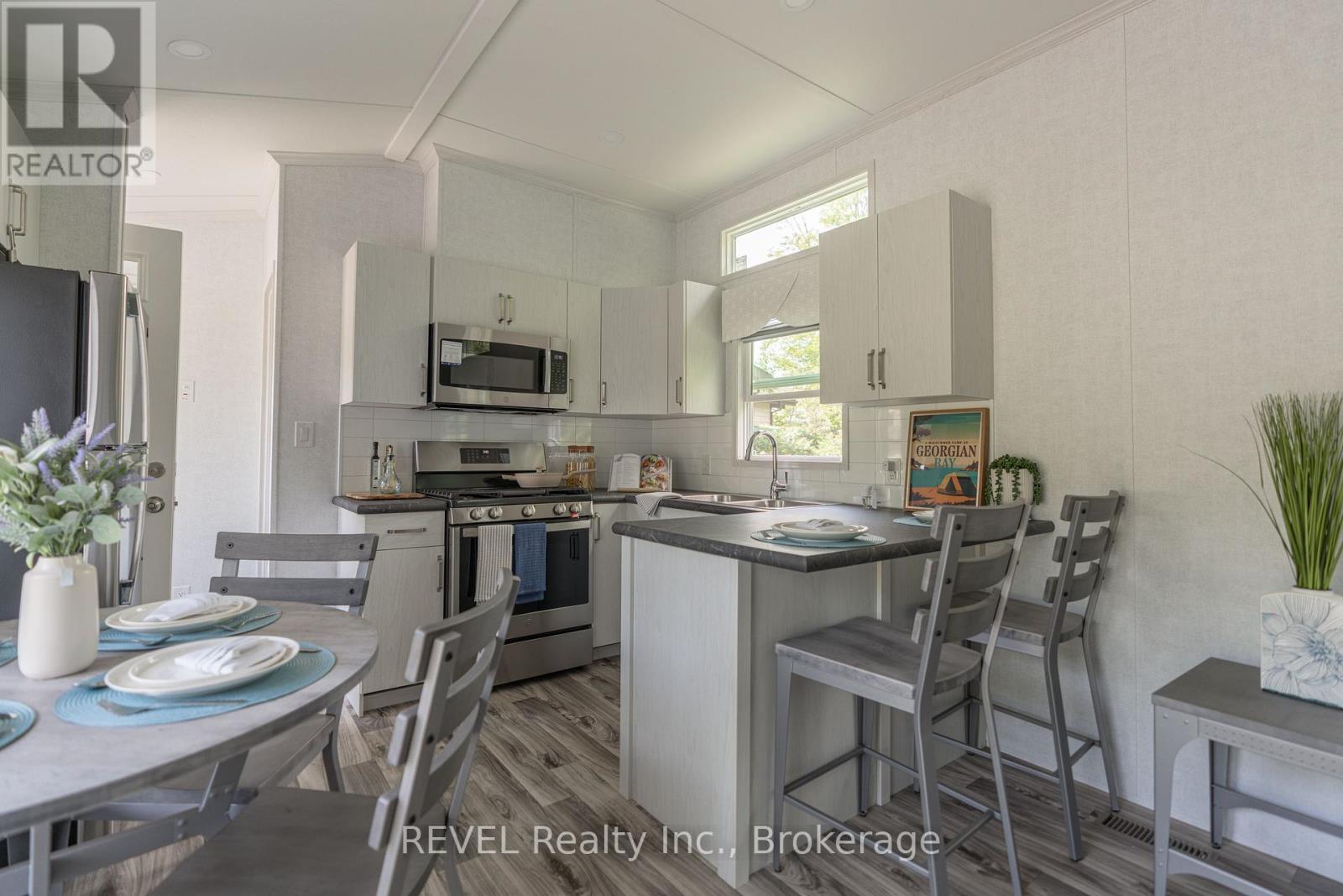 Rl88 - 105 Blue Lake Road, Seguin, Ontario  P2A 2W8 - Photo 22 - X12347399