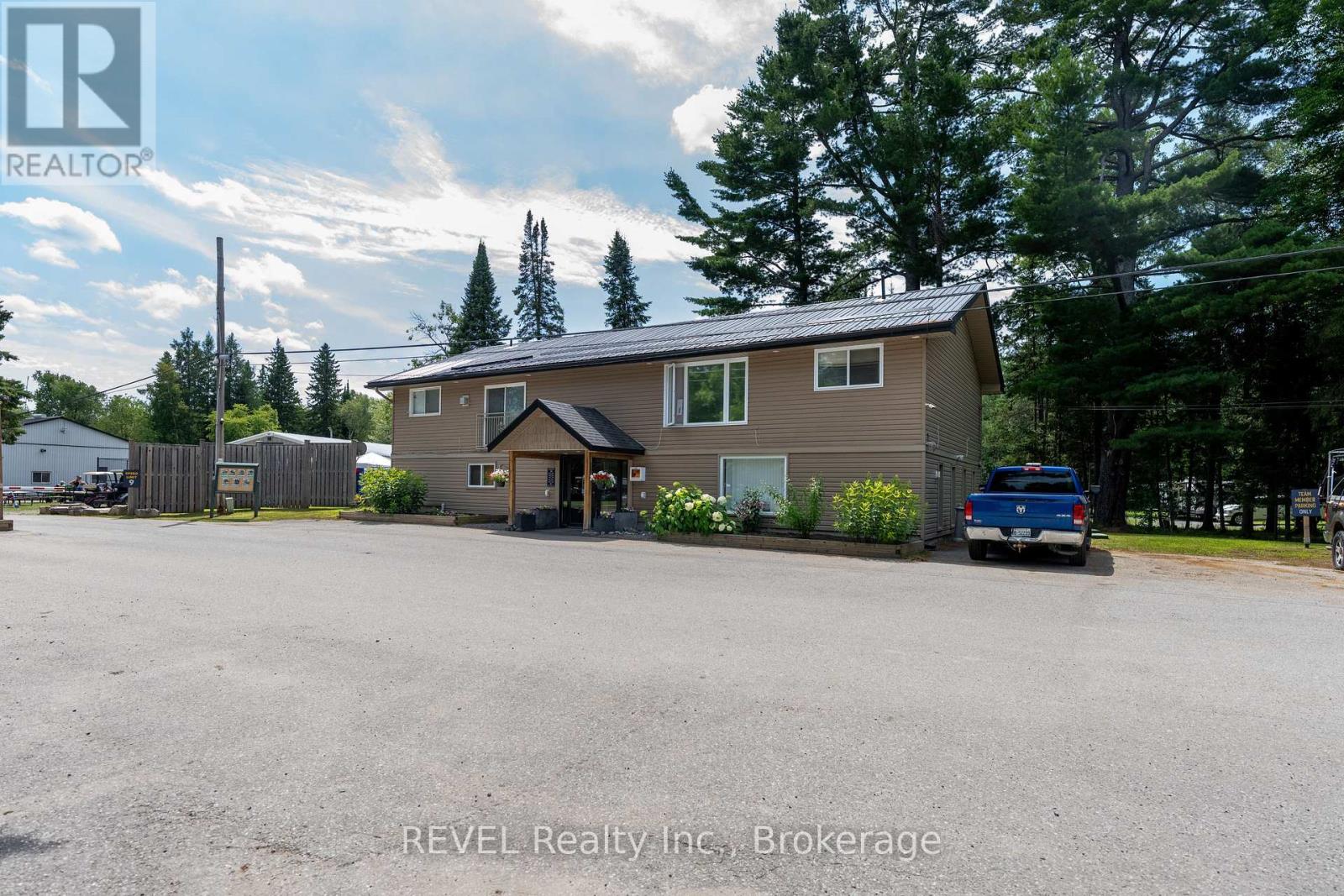 B56 - 85 Hutchinson Beach Road, Huntsville, Ontario  P1H 1N4 - Photo 12 - X12347400