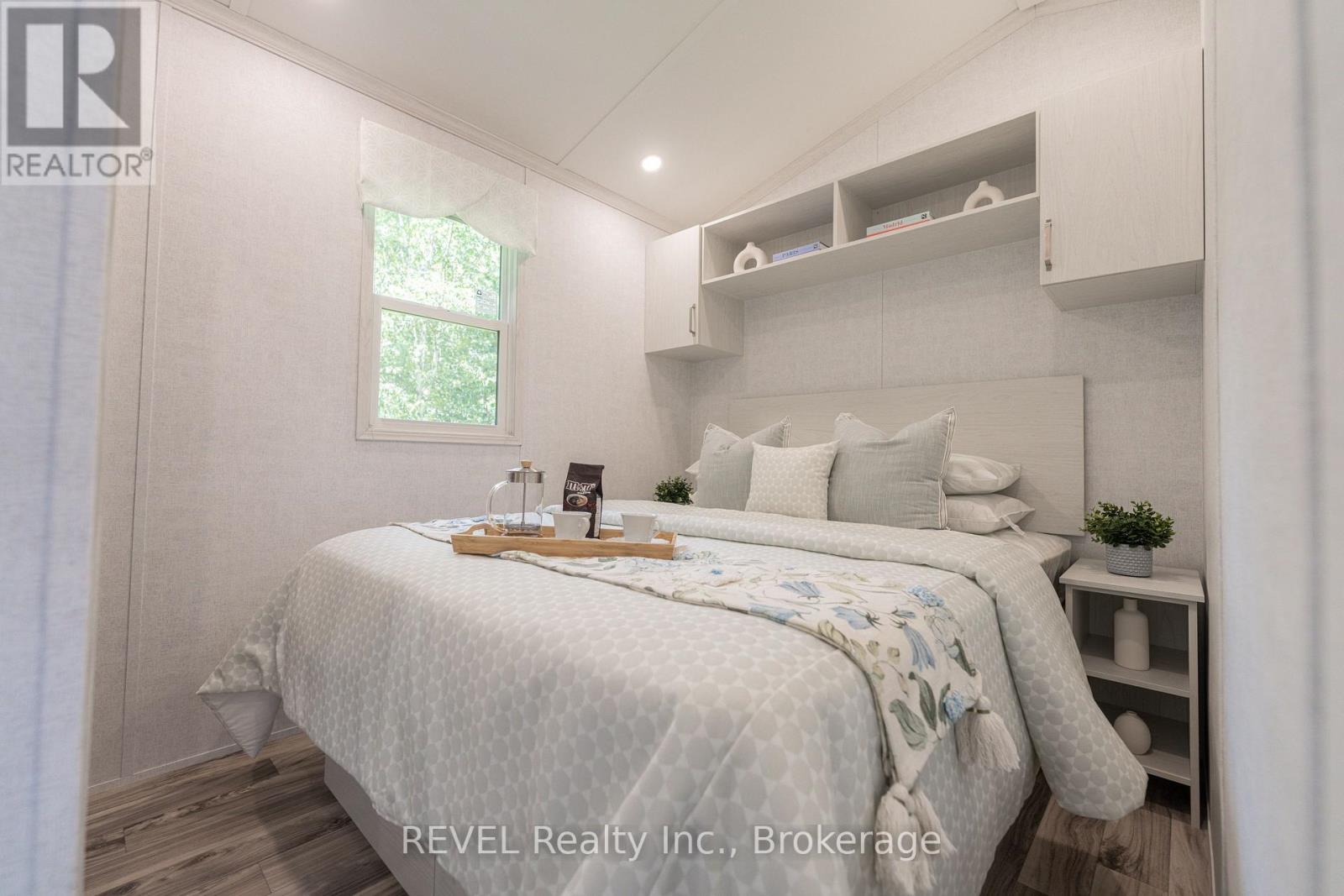 B56 - 85 Hutchinson Beach Road, Huntsville, Ontario  P1H 1N4 - Photo 17 - X12347400