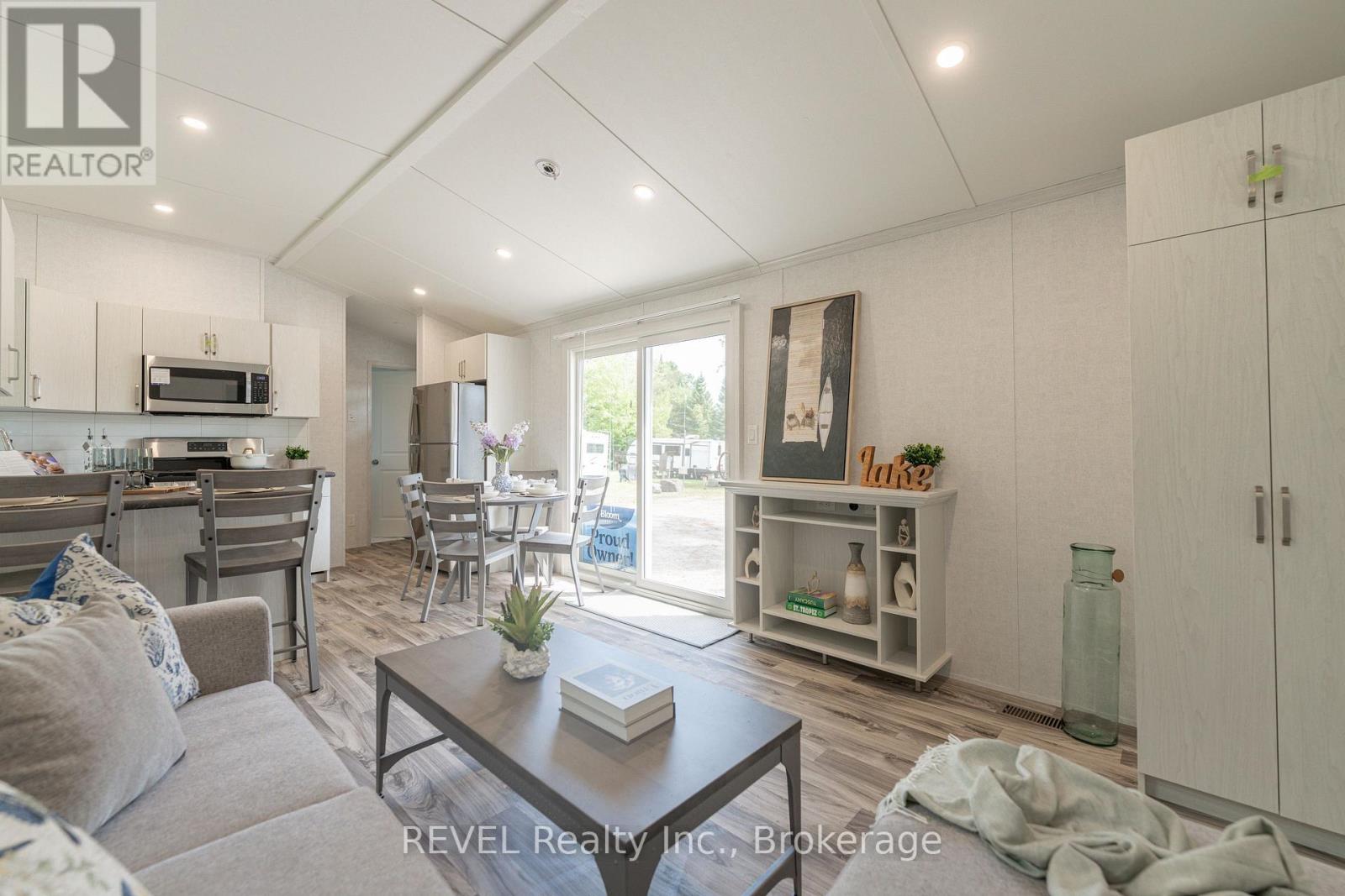 B56 - 85 Hutchinson Beach Road, Huntsville, Ontario  P1H 1N4 - Photo 23 - X12347400