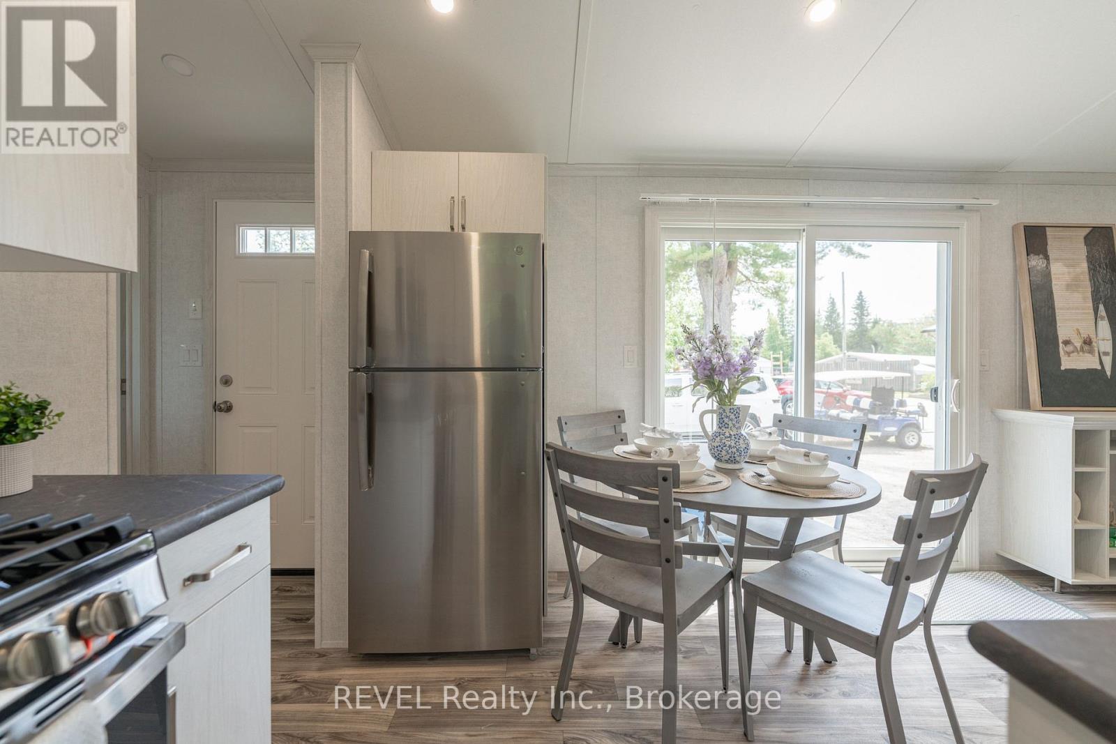 B56 - 85 Hutchinson Beach Road, Huntsville, Ontario  P1H 1N4 - Photo 25 - X12347400