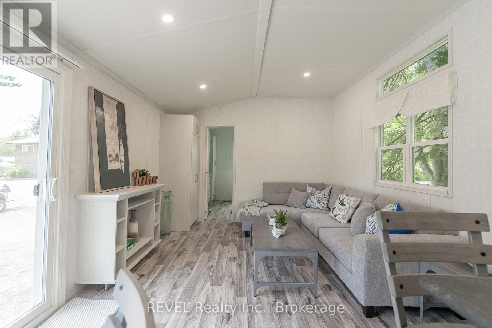 B56 - 85 Hutchinson Beach Road, Huntsville, Ontario  P1H 1N4 - Photo 27 - X12347400