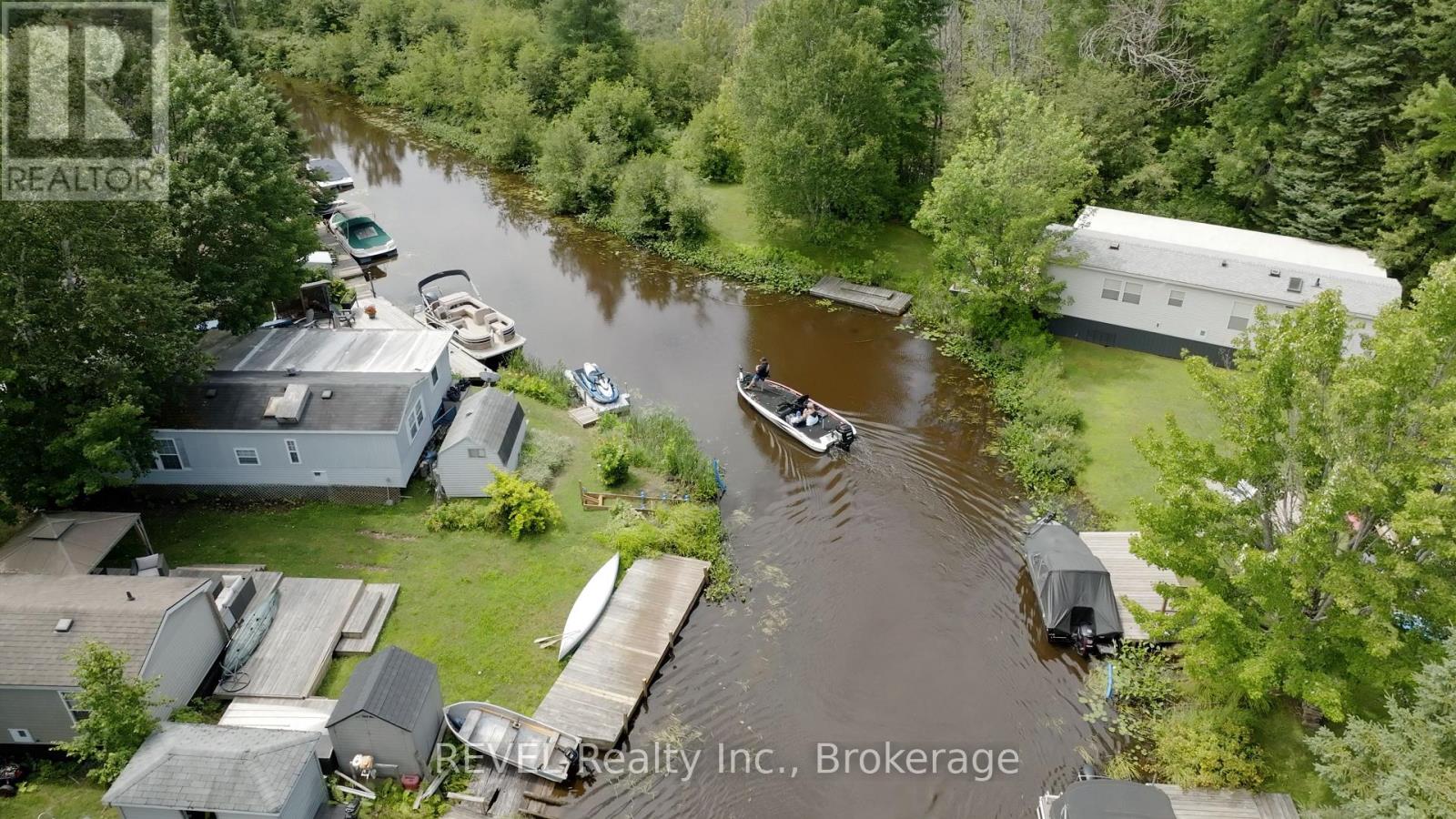 B56 - 85 Hutchinson Beach Road, Huntsville, Ontario  P1H 1N4 - Photo 4 - X12347400