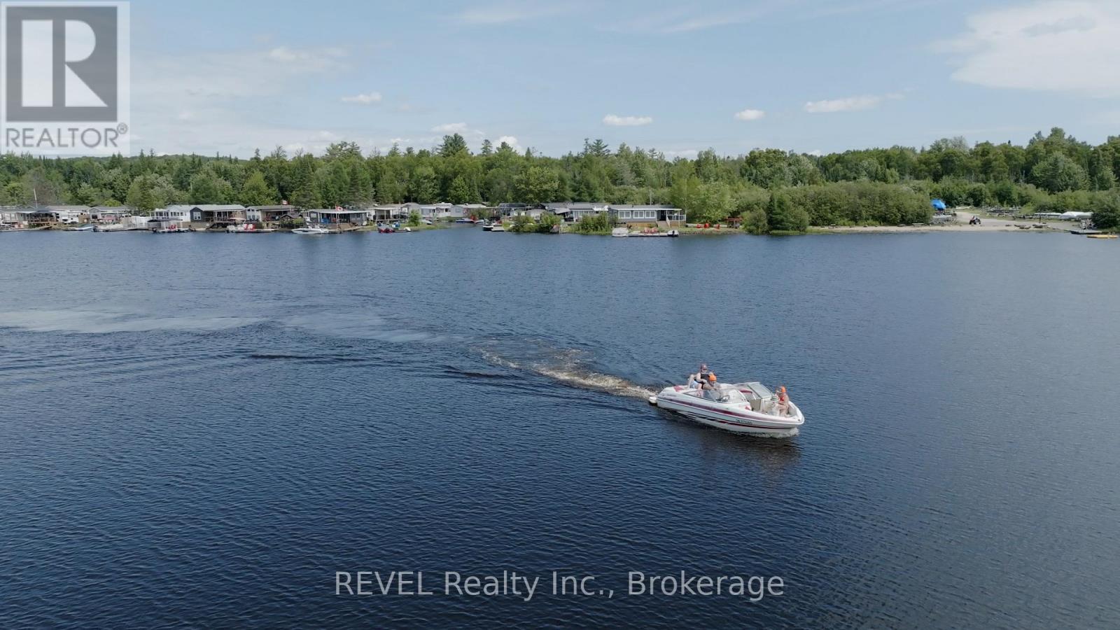 B56 - 85 Hutchinson Beach Road, Huntsville, Ontario  P1H 1N4 - Photo 7 - X12347400