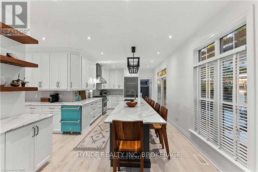 16 Red Haven Drive, Niagara-On-The-Lake, Ontario  L0S 1P0 - Photo 15 - X12347489